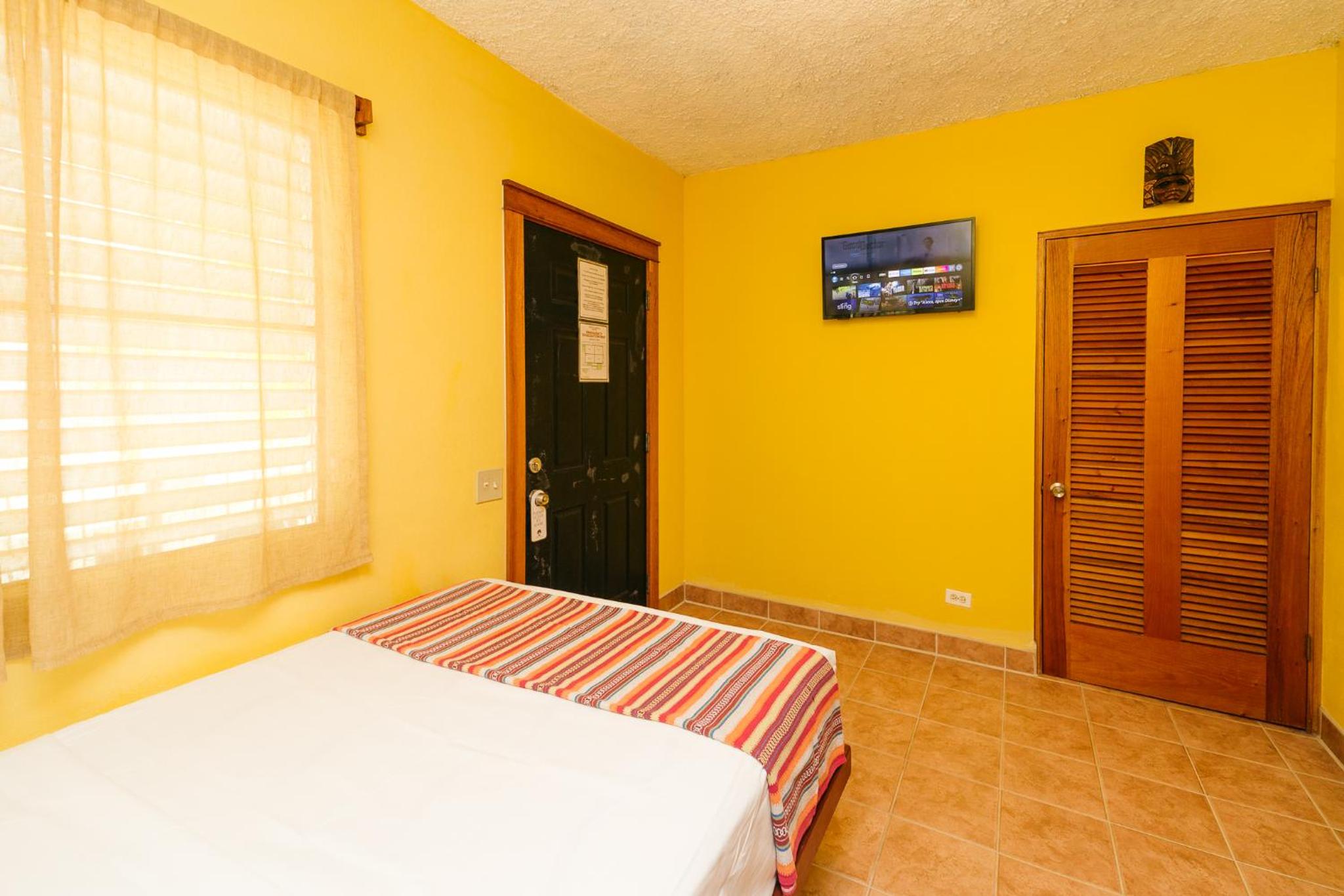 Double Room With Private Bathroom photo 3
