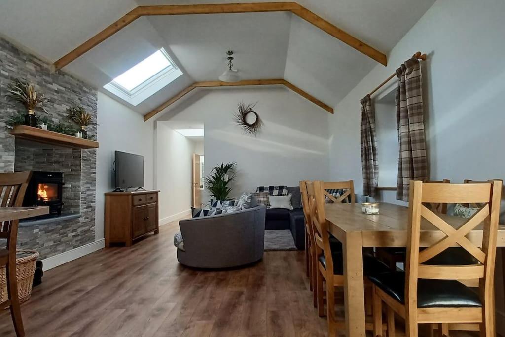 Two-Bedroom House photo 3