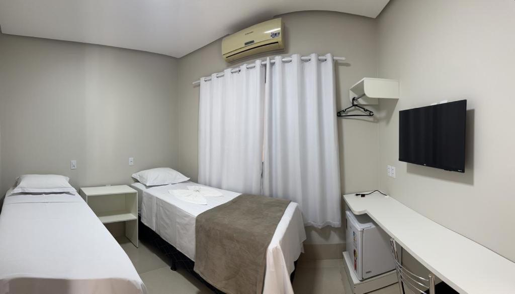 Large Twin Room photo 1
