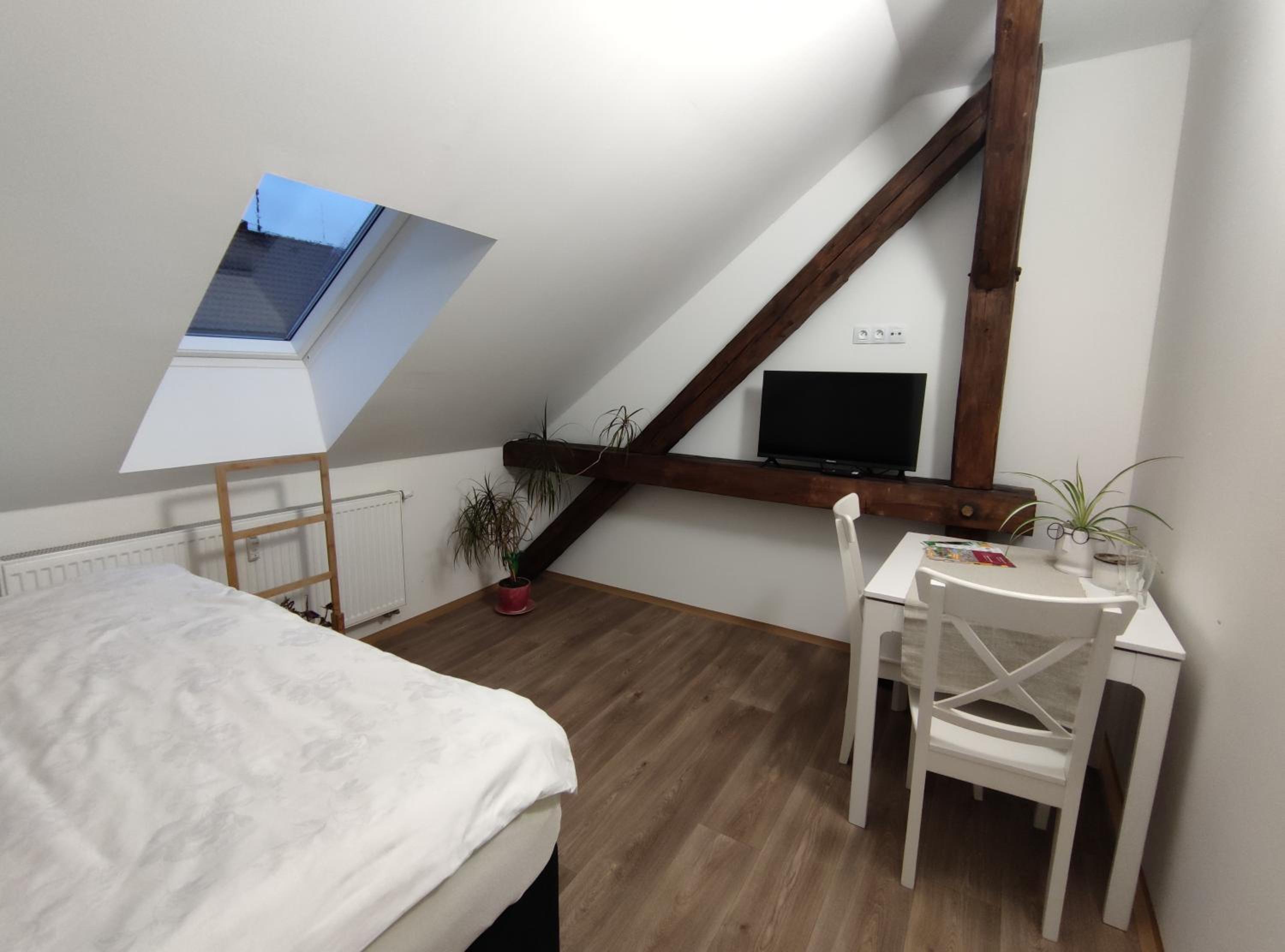 Double or Twin Room with Private Bathroom photo 1