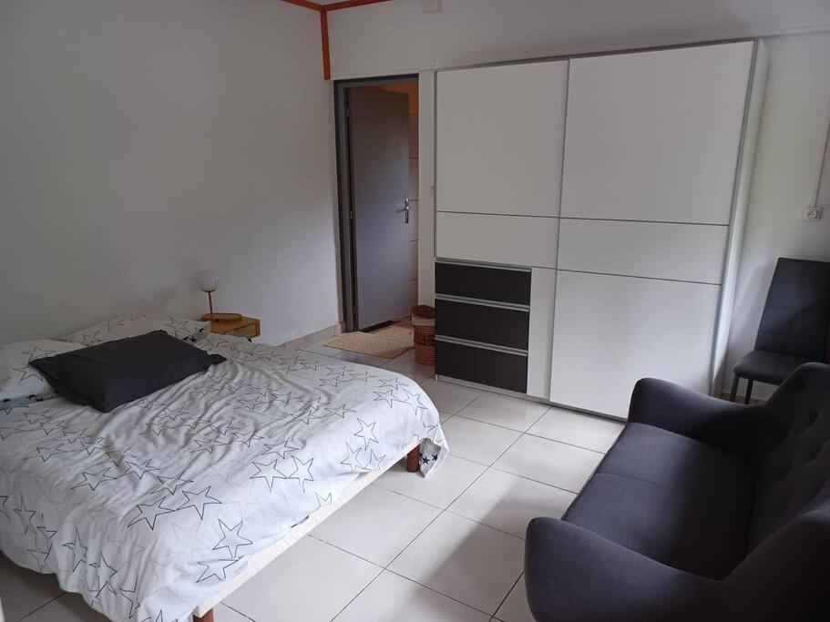 One-Bedroom House photo 1