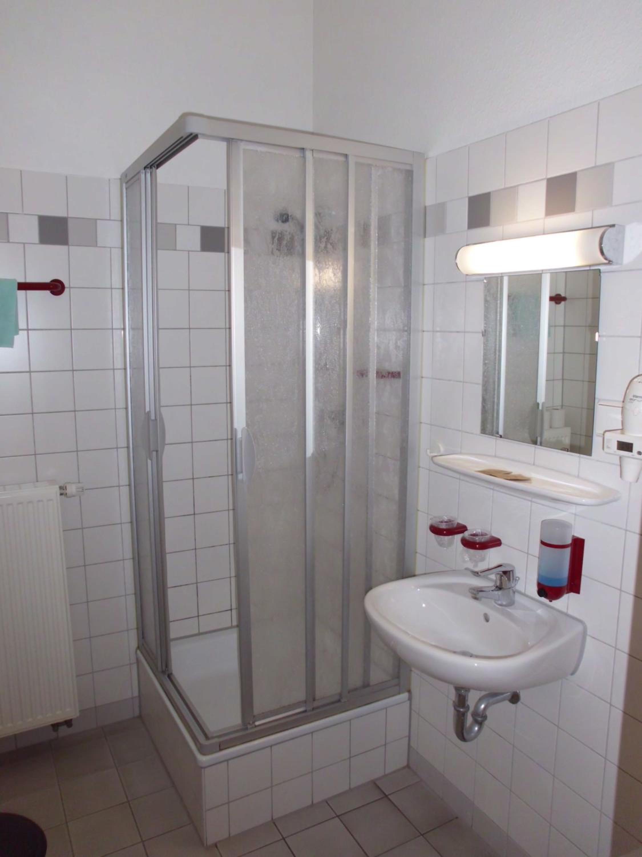 Comfort Triple Room with Shower photo 3