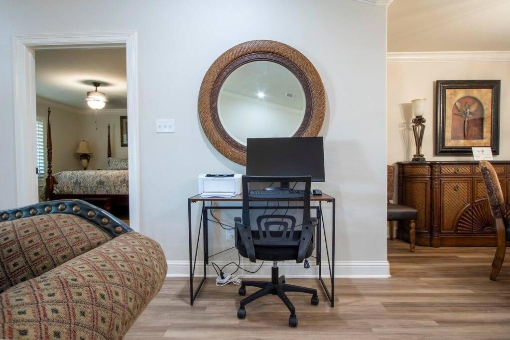 Two-Bedroom House photo 3