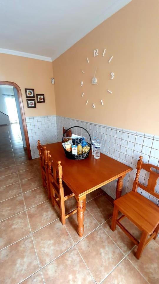 Three-Bedroom House photo 3