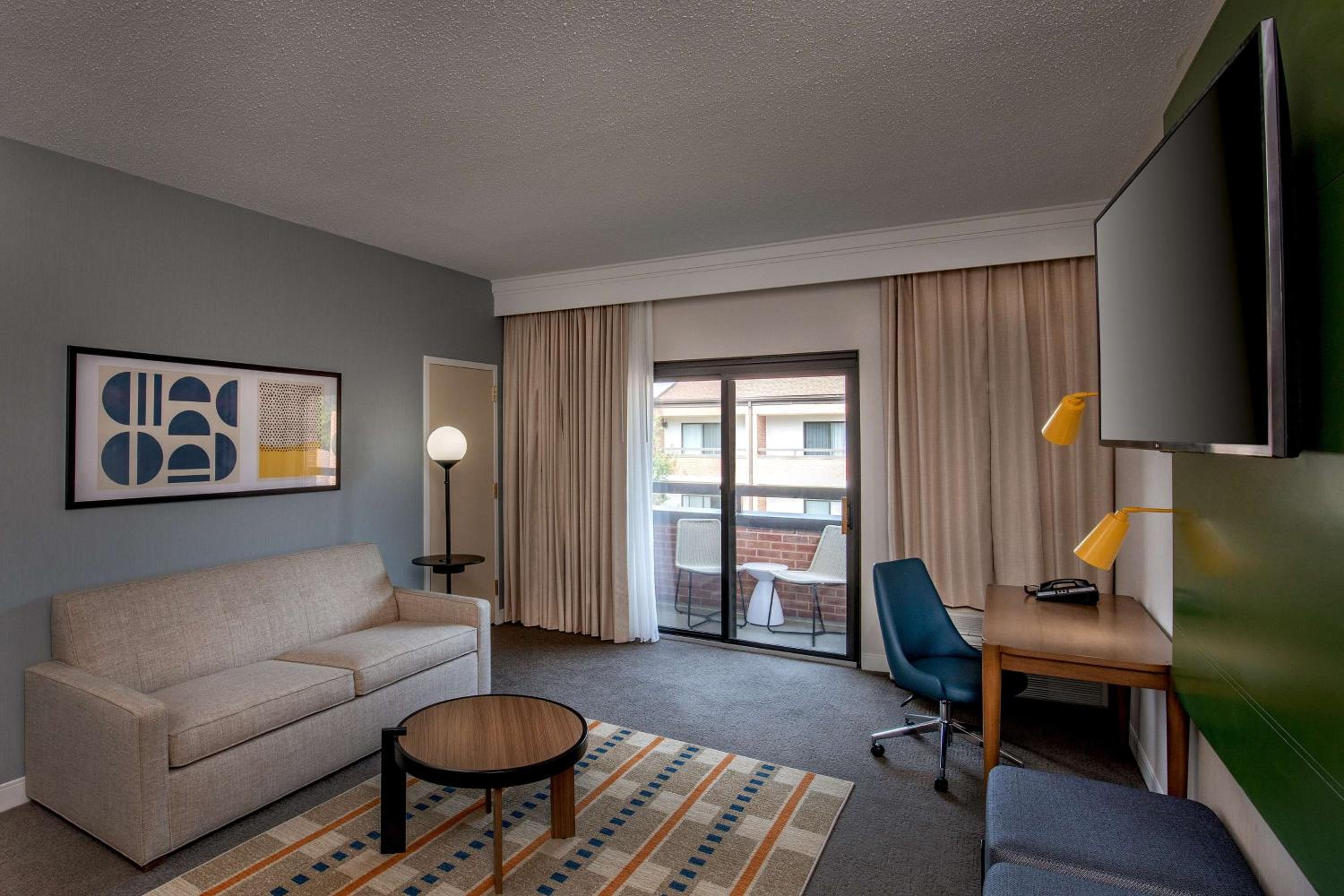 One Bedroom Suite Two Doubles - Photo 1
