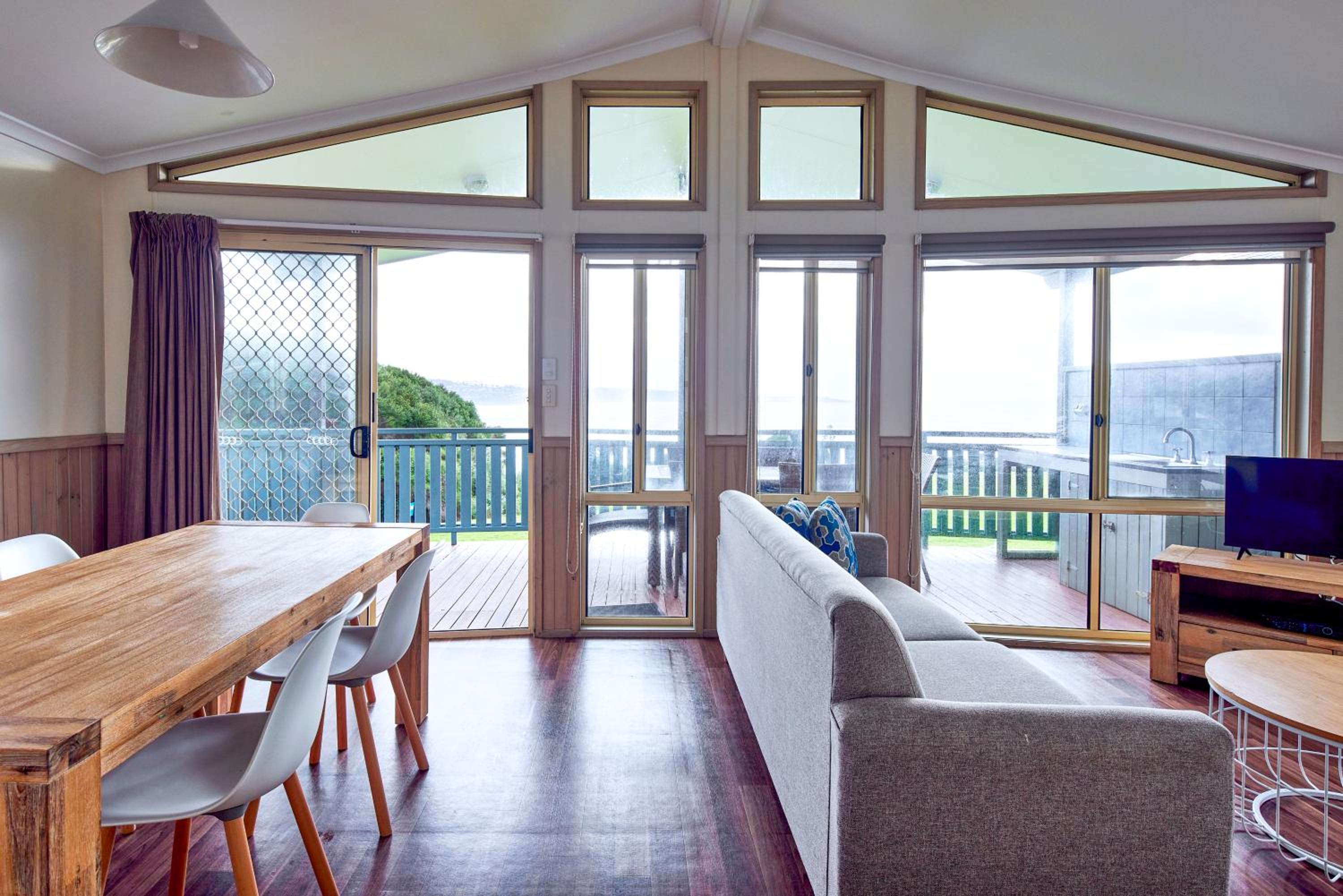 Oceanview Spa Villa - Photo 1