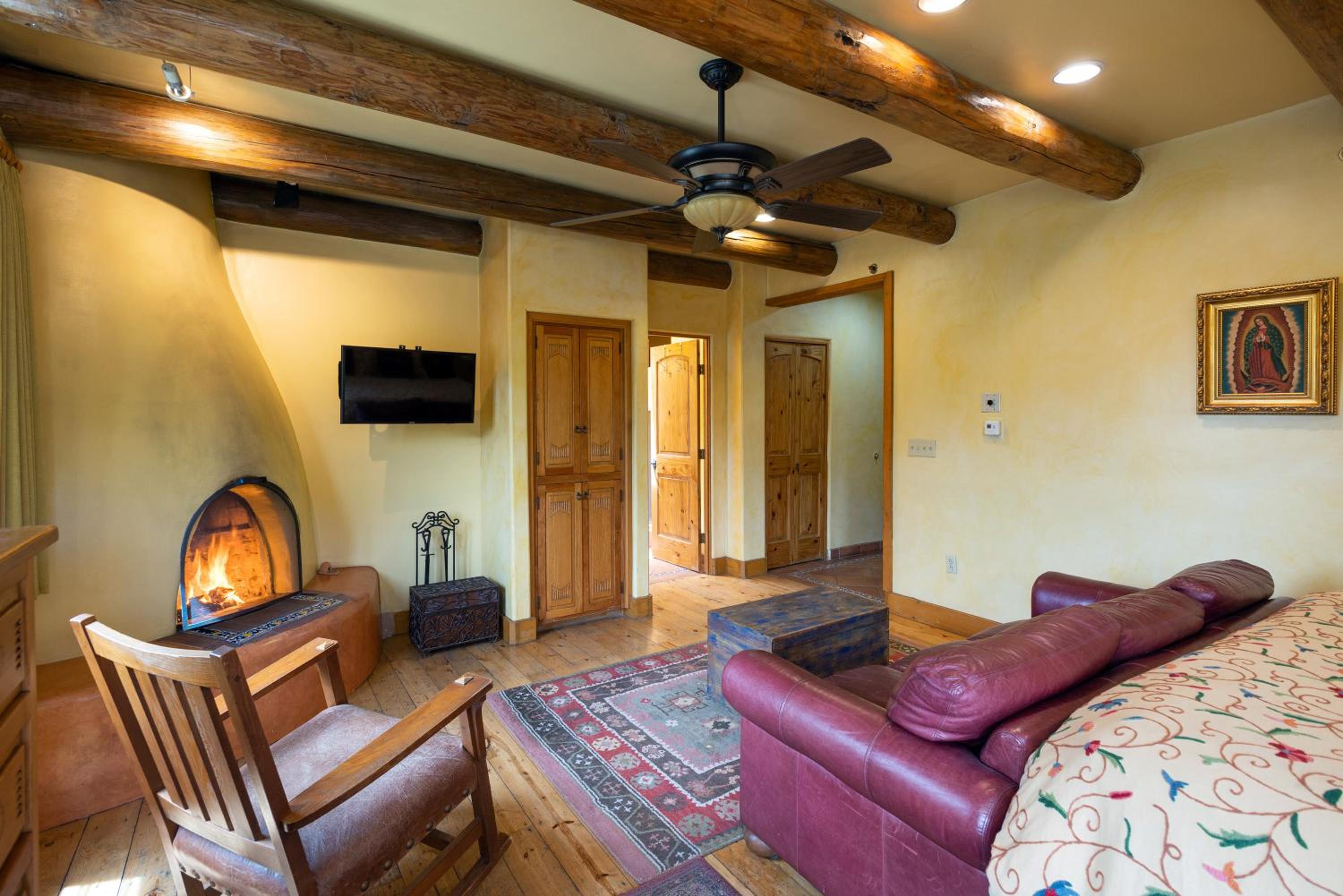 Superior King Room photo 3