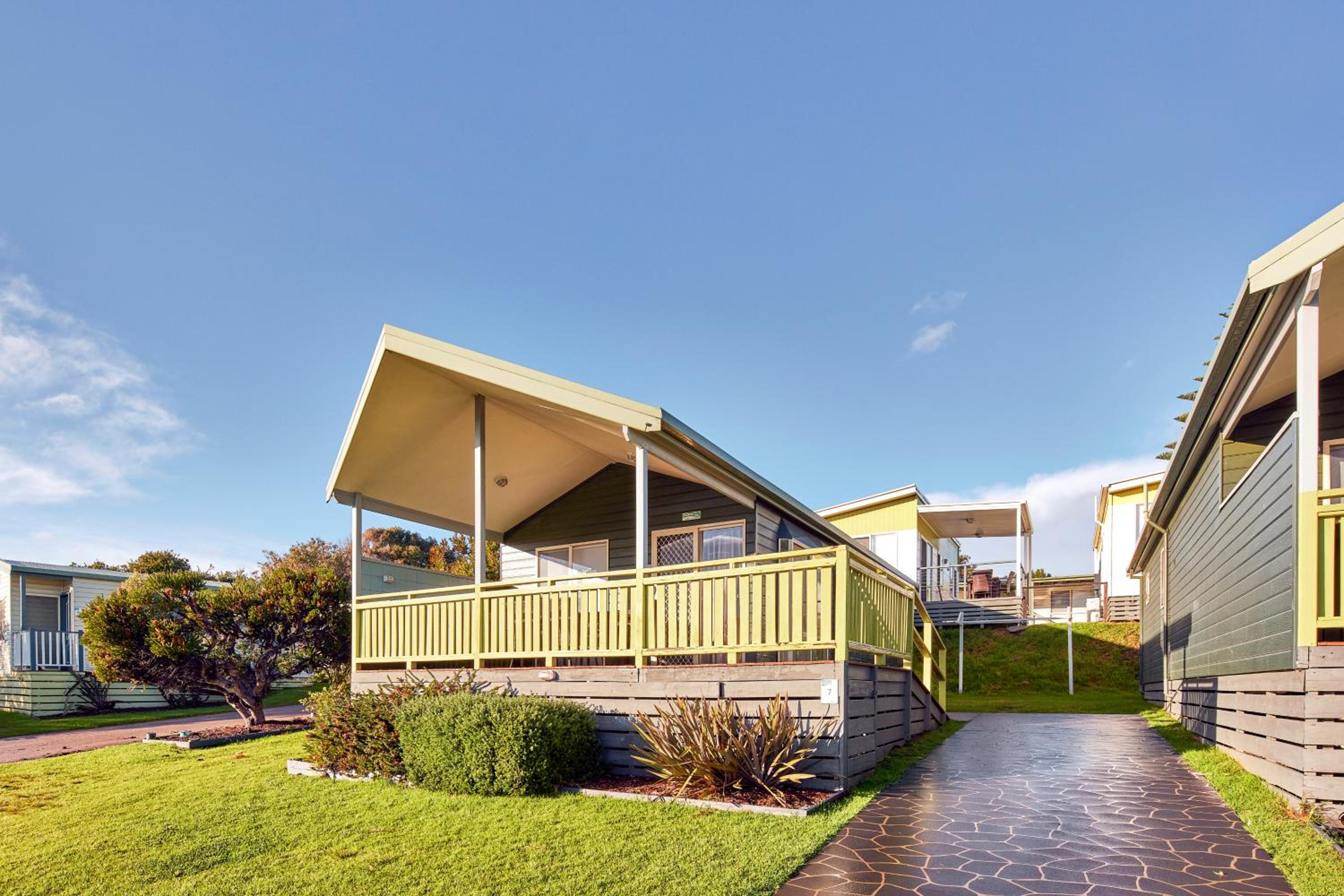 Oceanview Bungalow photo 2