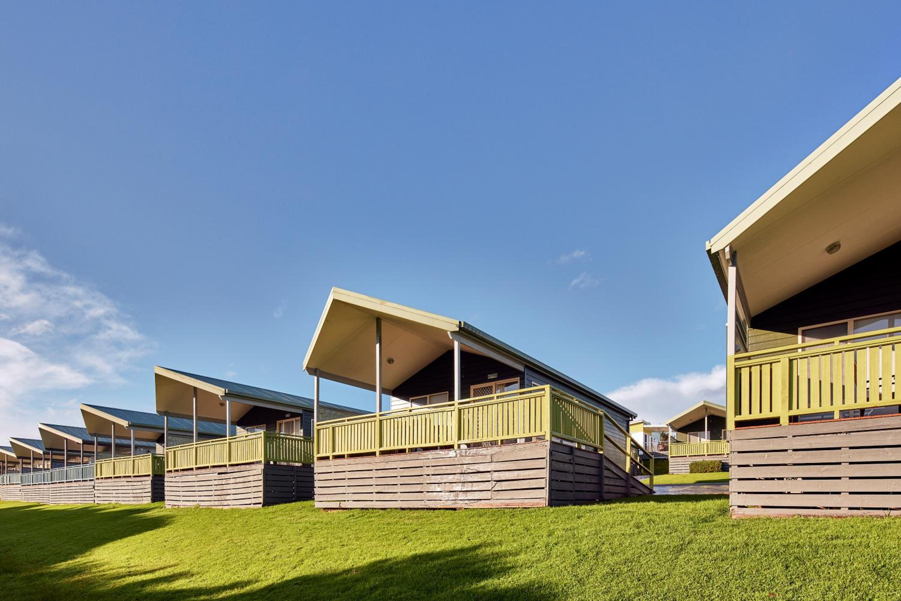 Oceanbreeze Bungalow - Photo 3