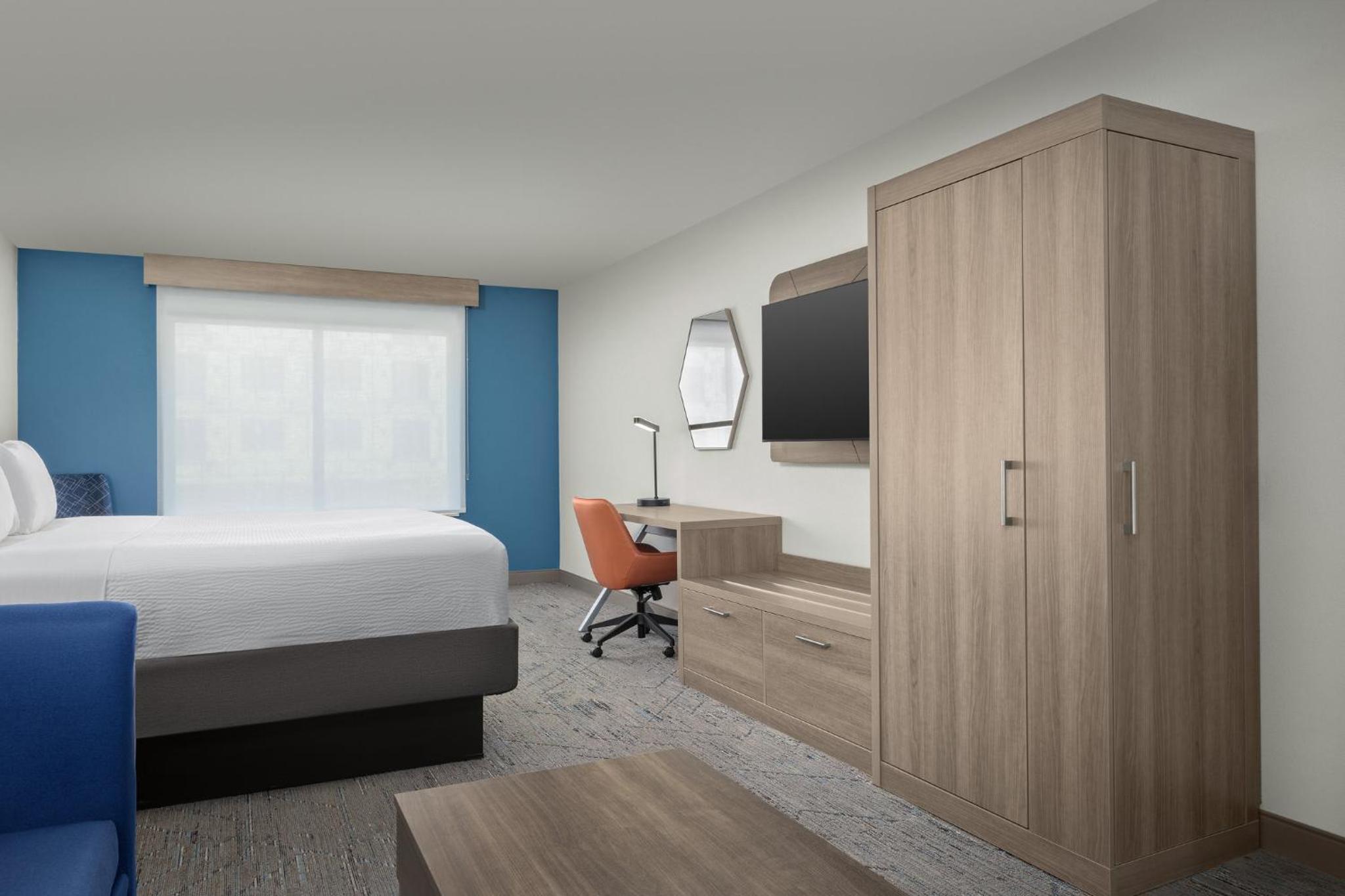 King Suite - Photo 3