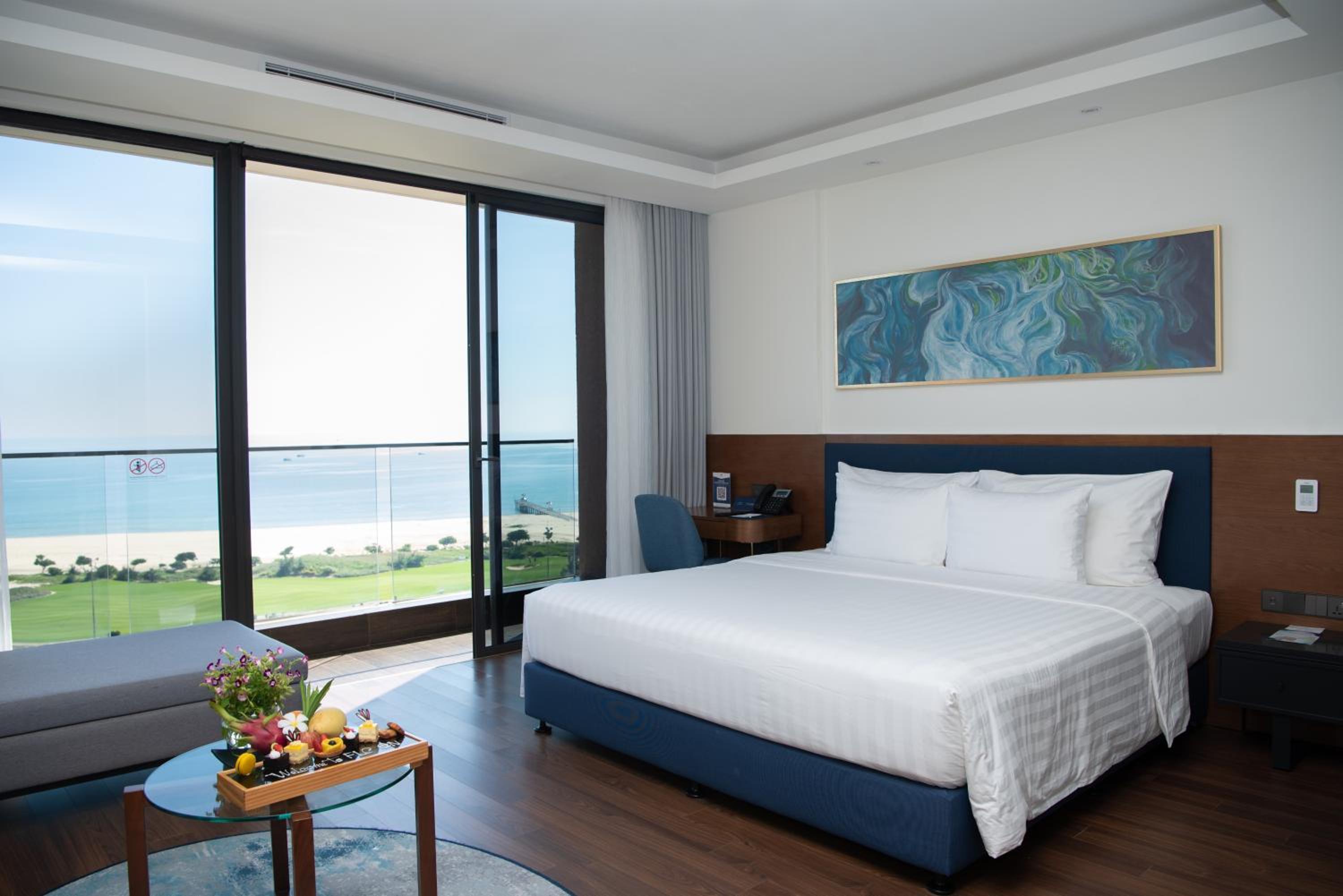 Deluxe Double Room with Balcony and Sea View - Photo 2