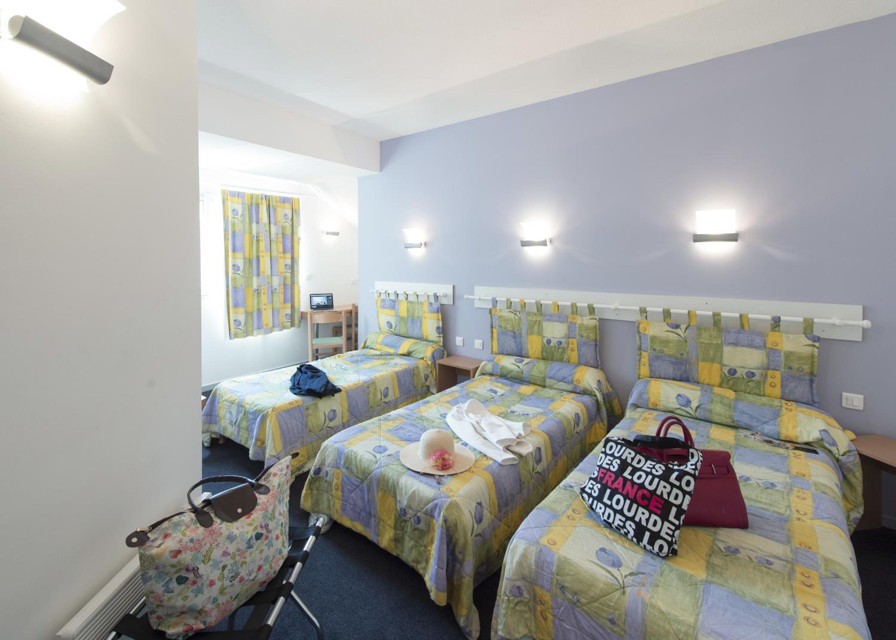 Triple Room - Photo 1