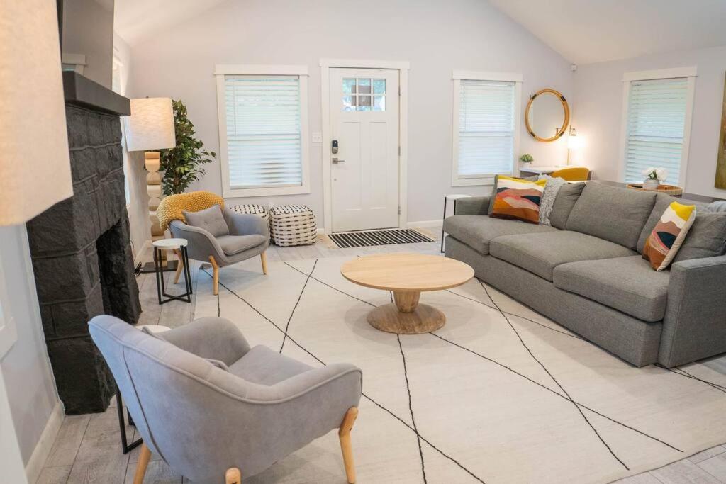 Two-Bedroom House photo 1