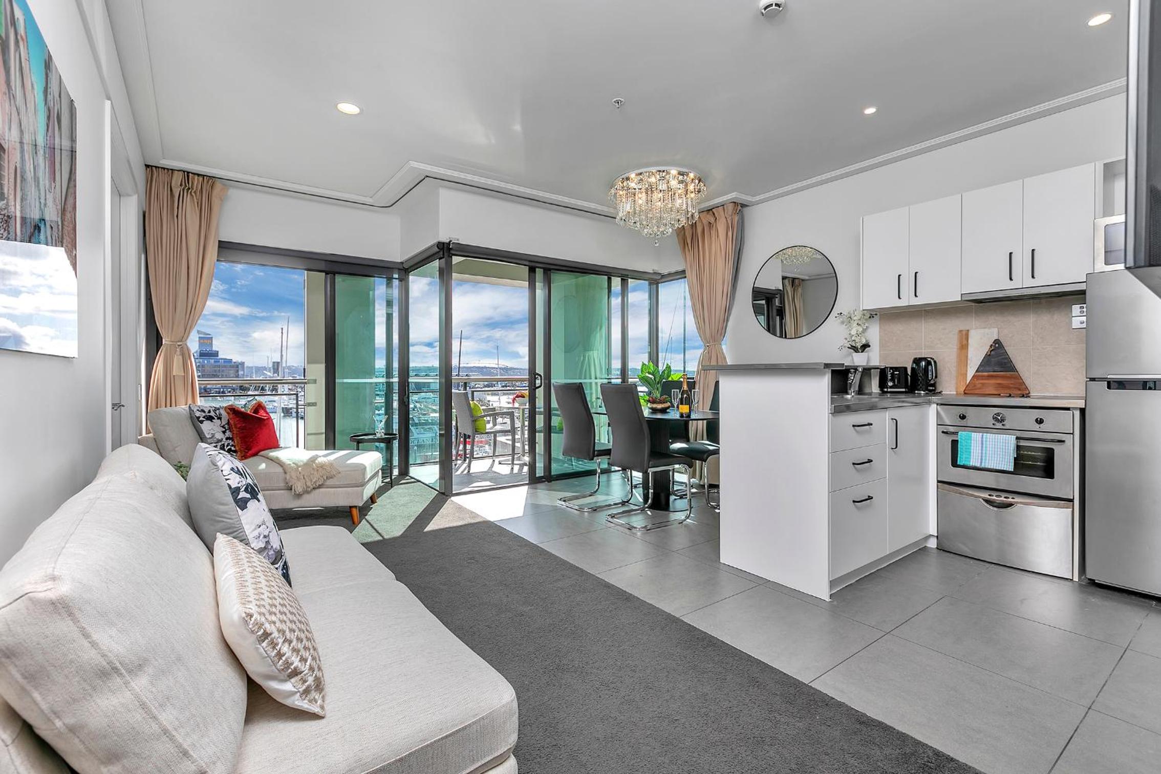 Apartment With Sea View