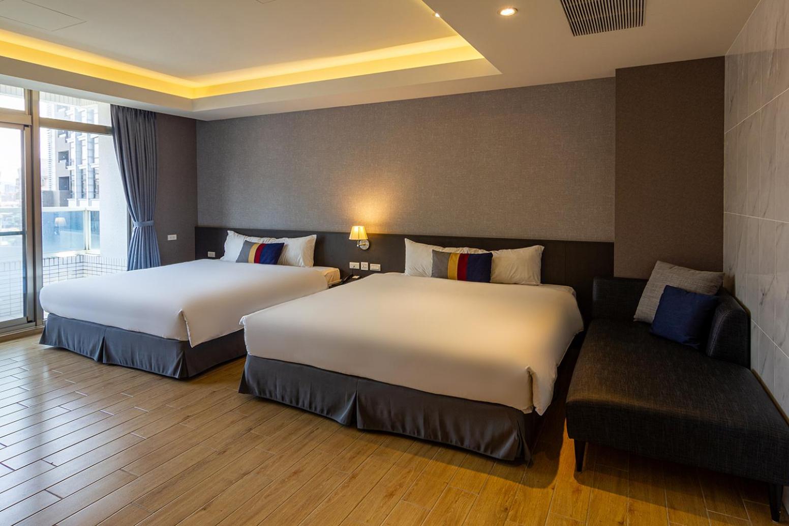 Deluxe Quadruple Room photo 2