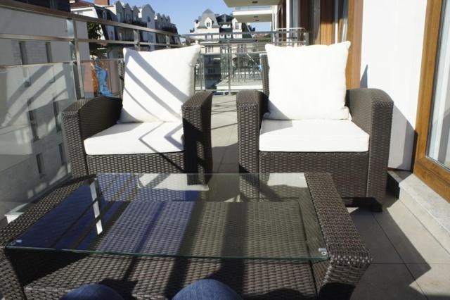 Apartment with Terrace - Photo 60