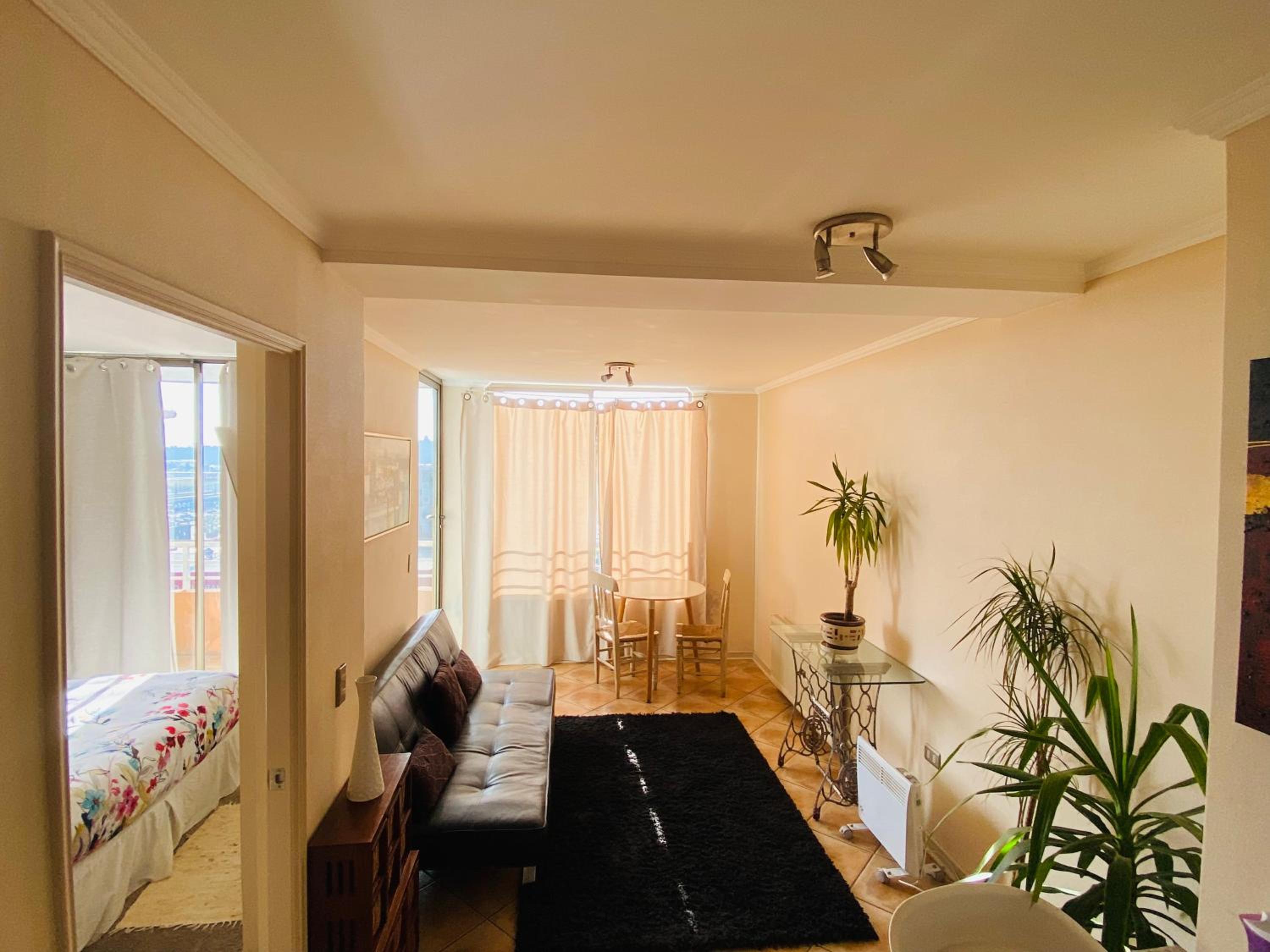 One-Bedroom Apartment photo 1