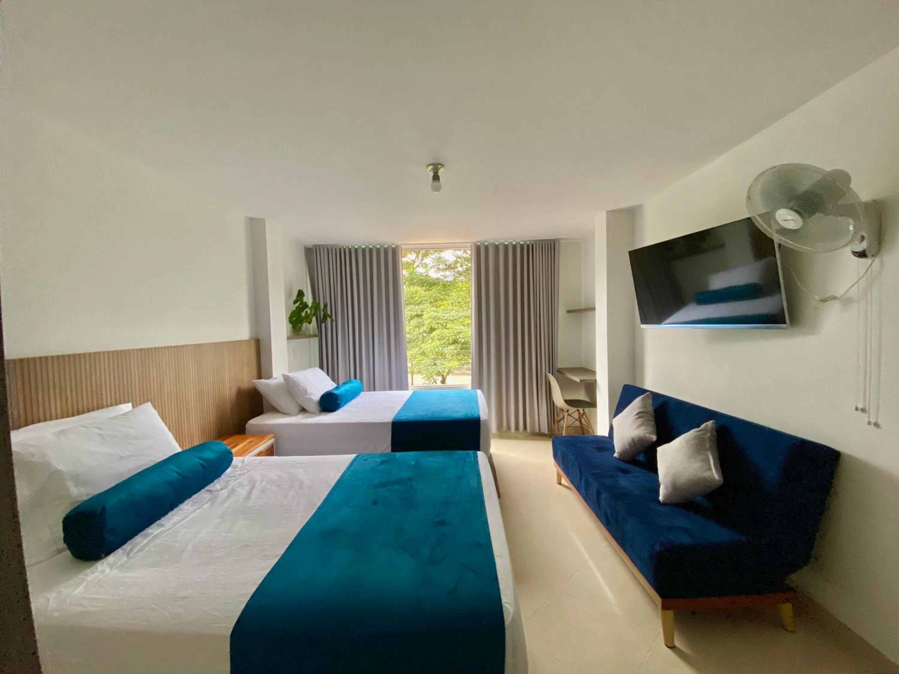 Double Room With Extra Bed photo 2
