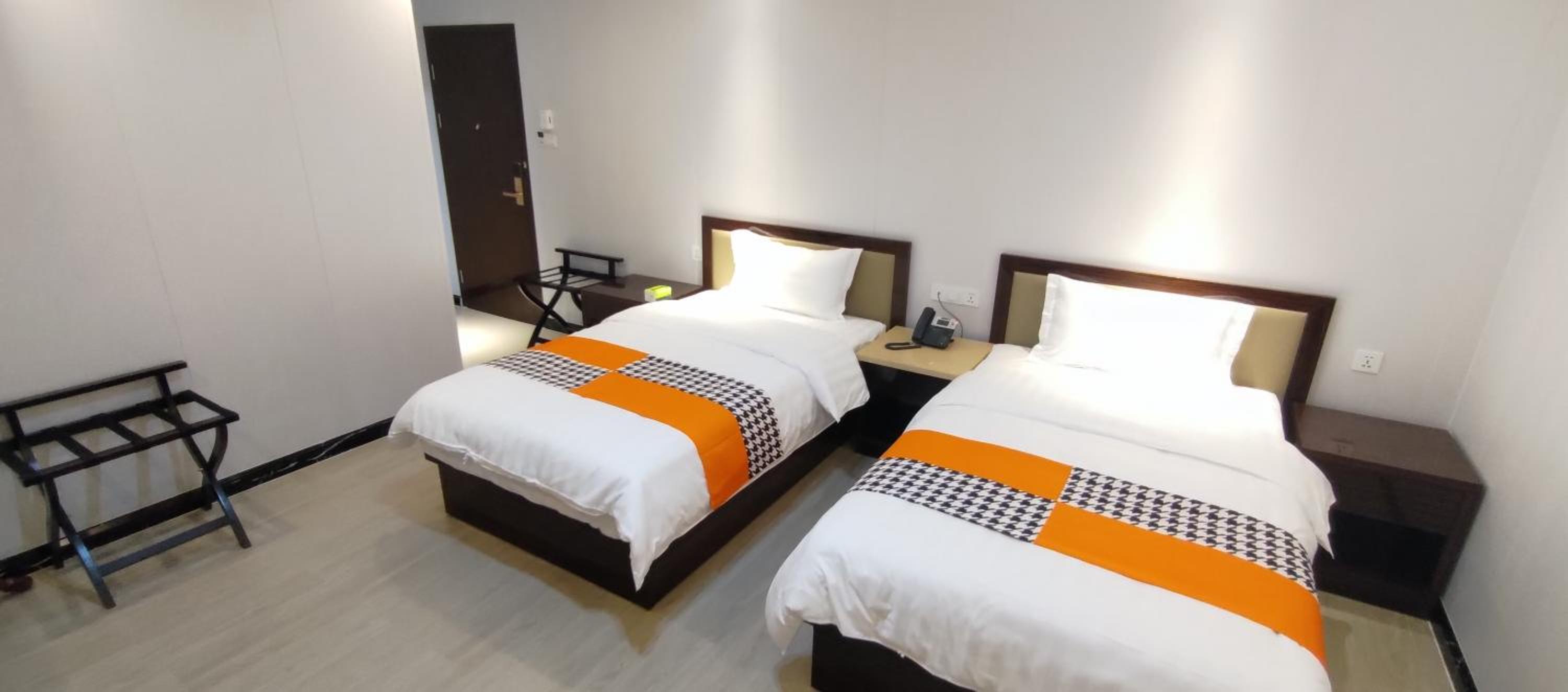 Superior Twin Room - Photo 1
