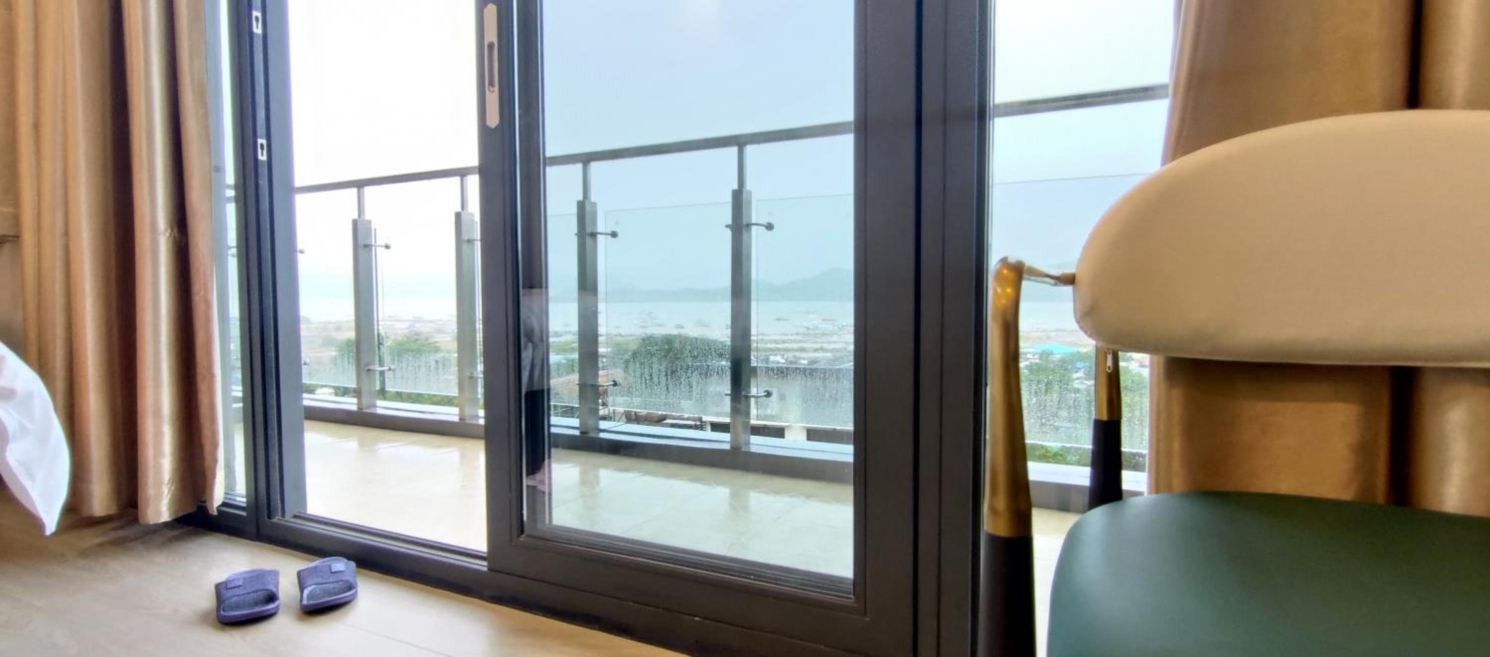 Deluxe Double Room with Balcony - Photo 47