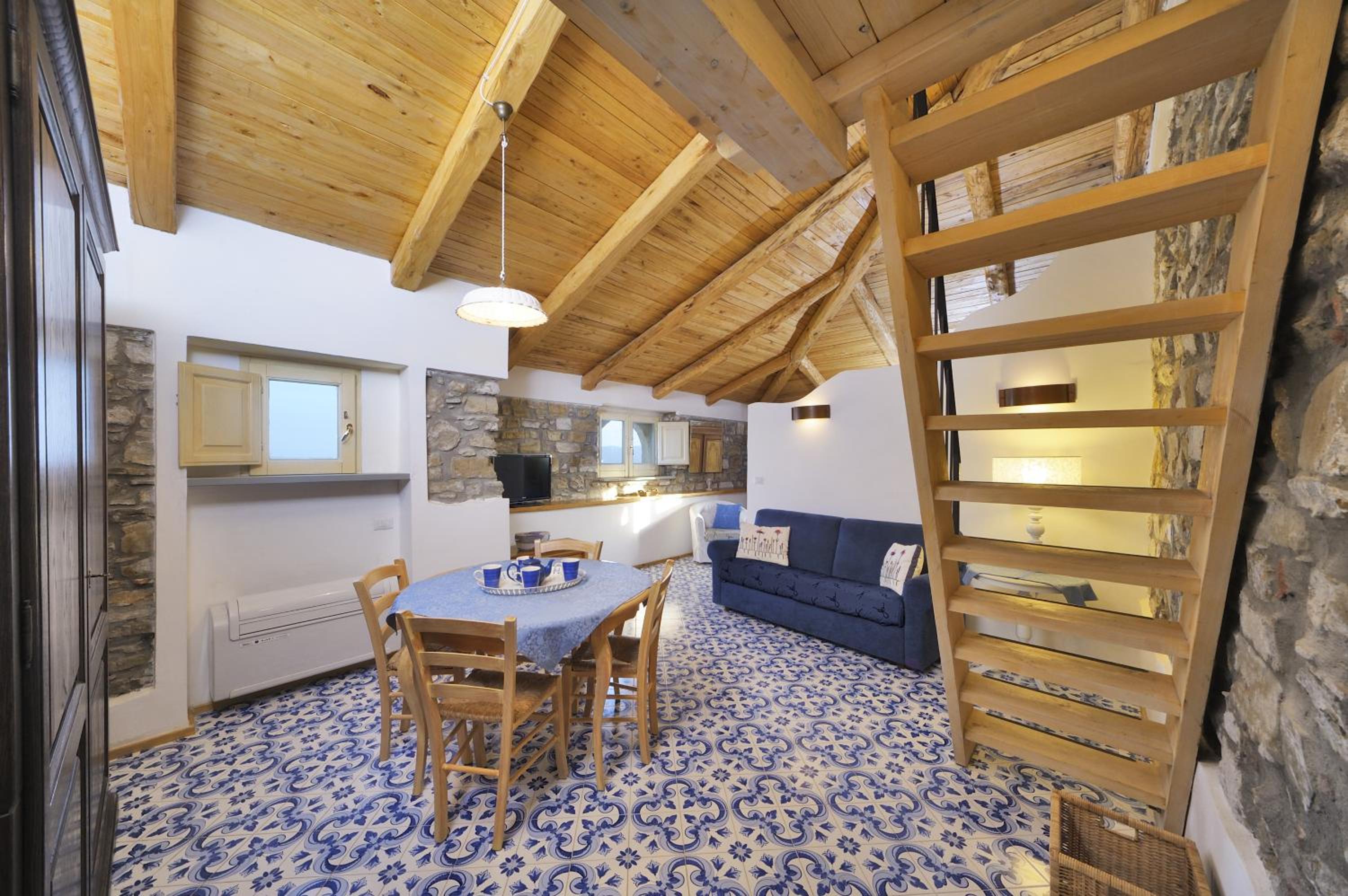 Studio Apartment with Sea View photo 3