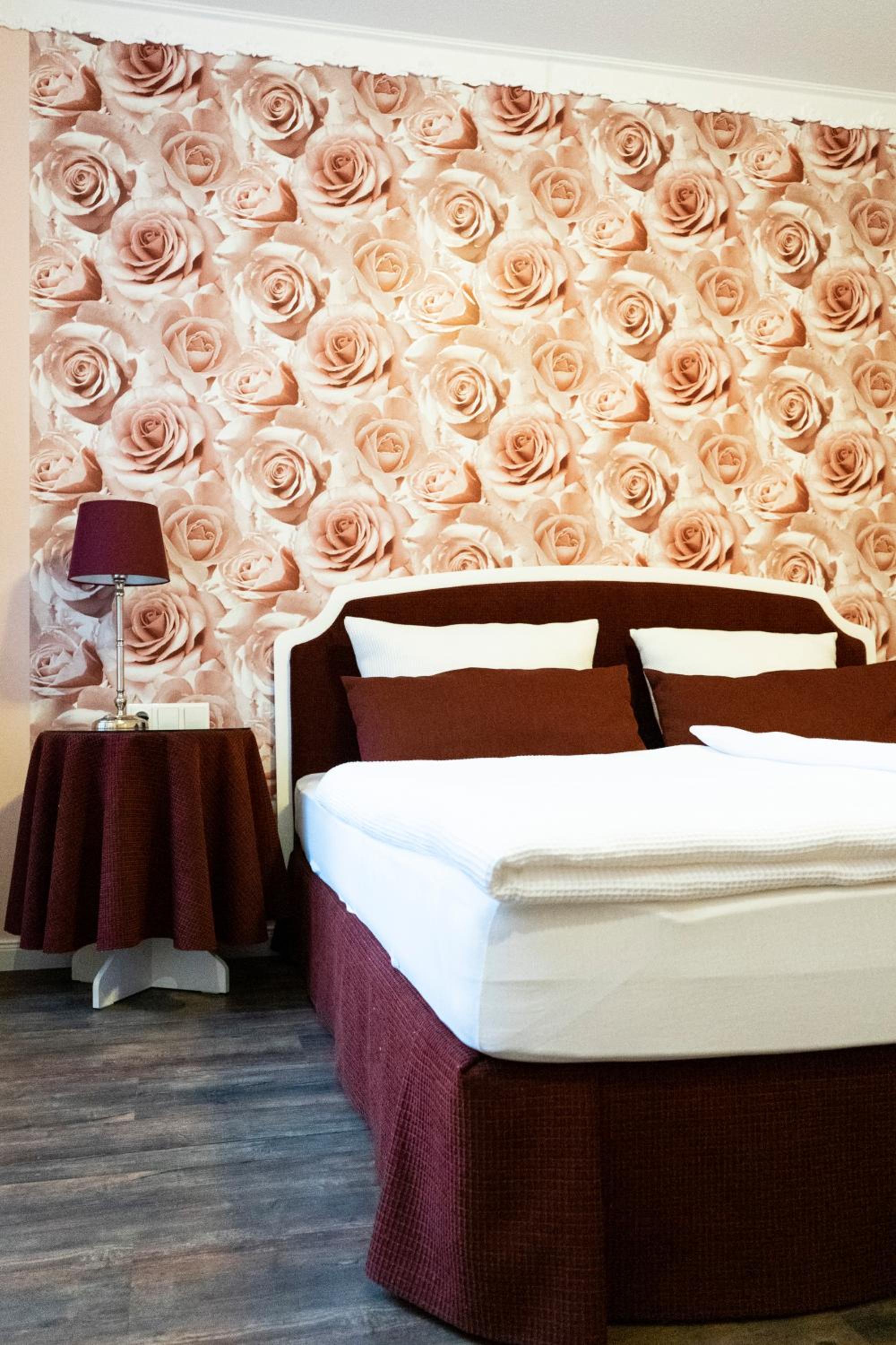 Double Room with Private Bathroom photo 2
