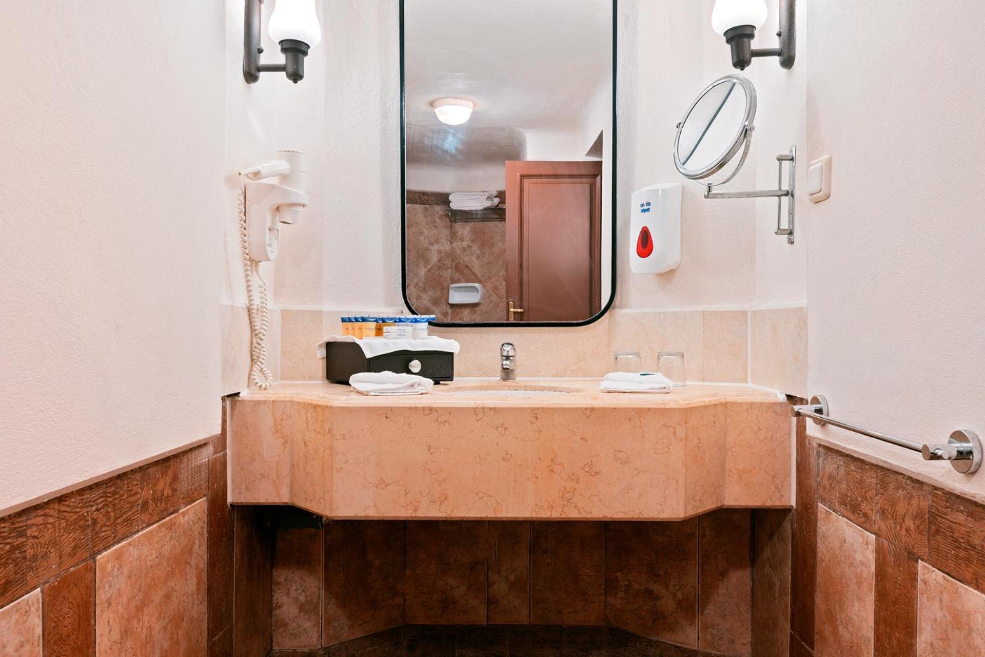 Special Offer - Deluxe Room with Sea View - Egyptians and Residents Only photo 3