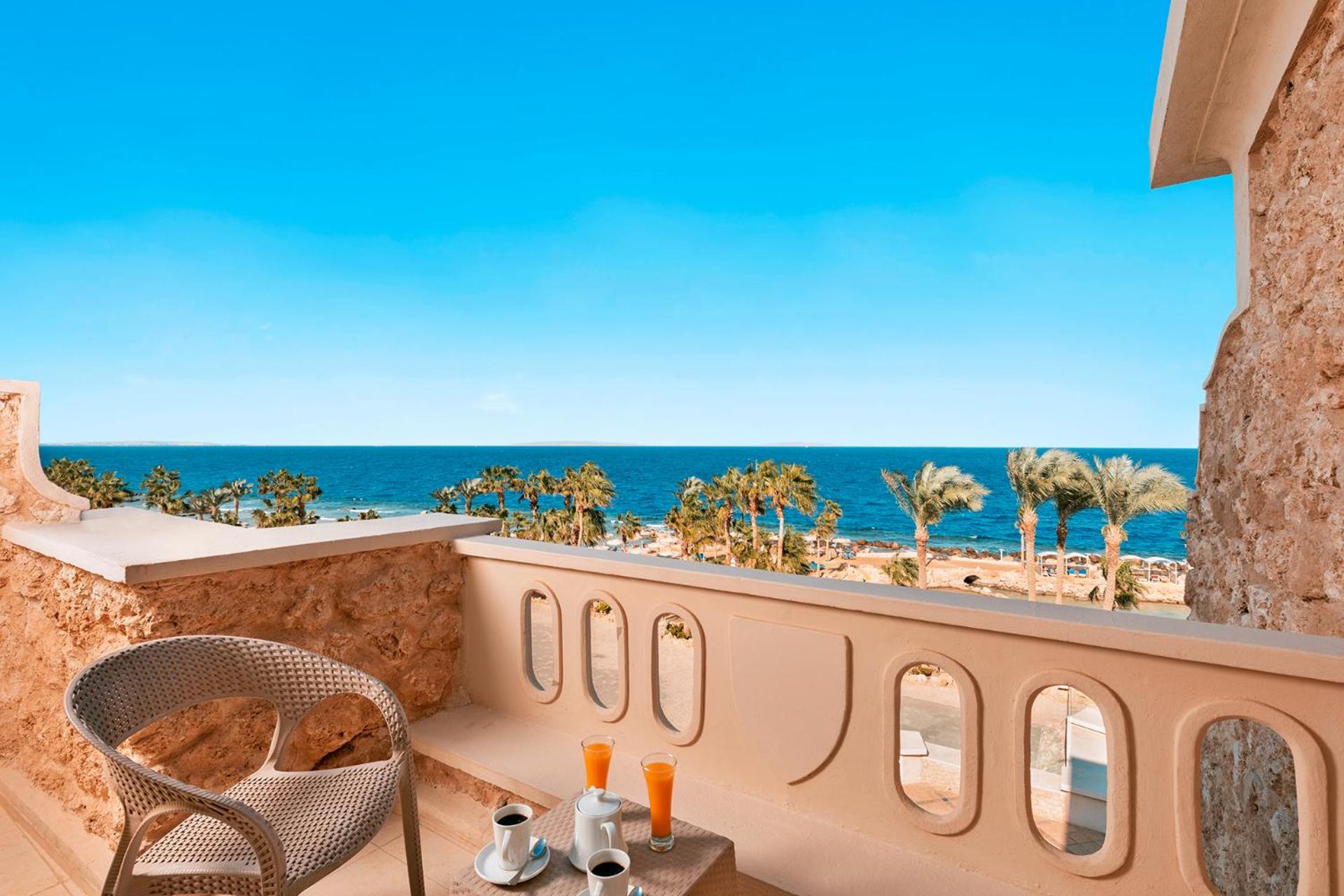 Standard Triple Room with Sea View photo 3