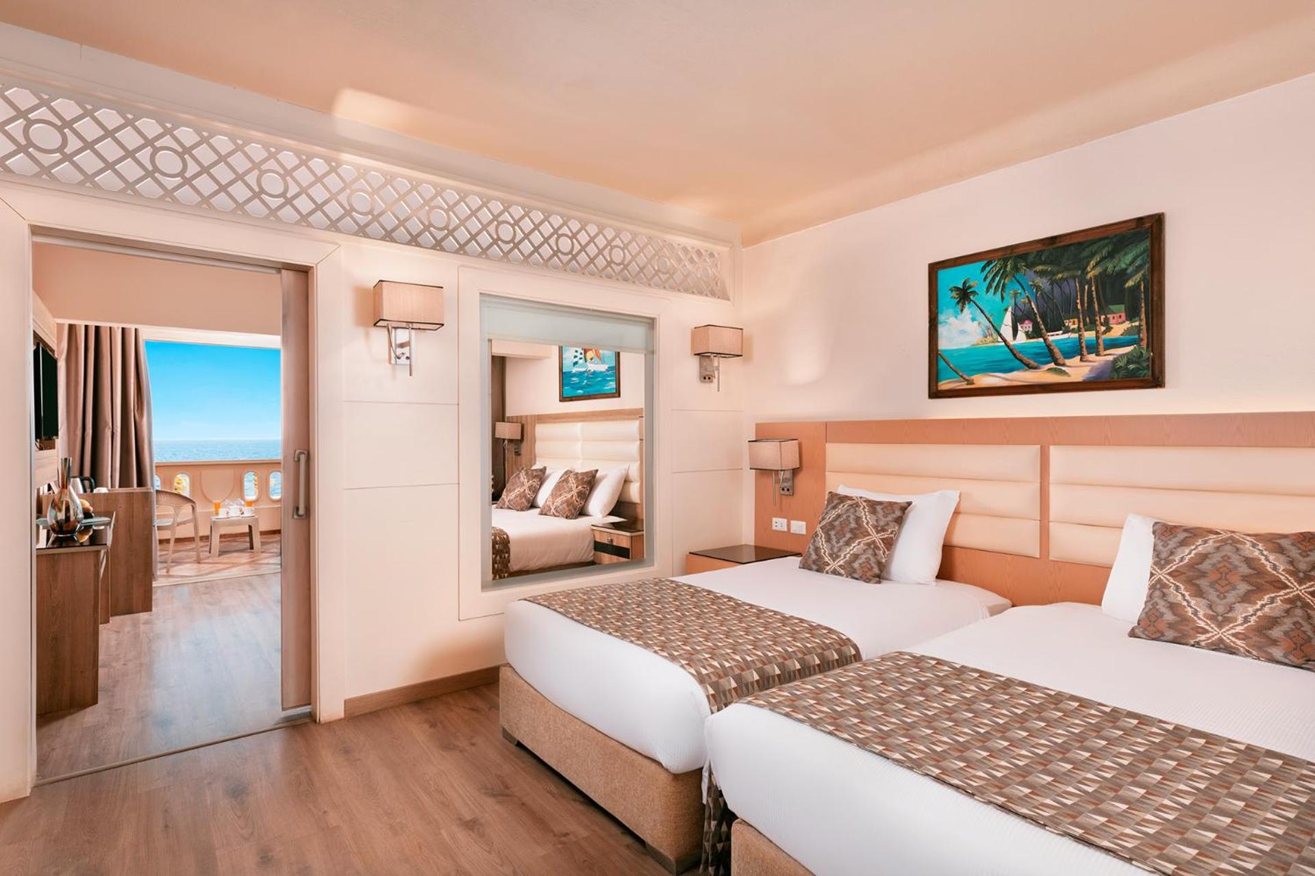 Family Room with Sea View