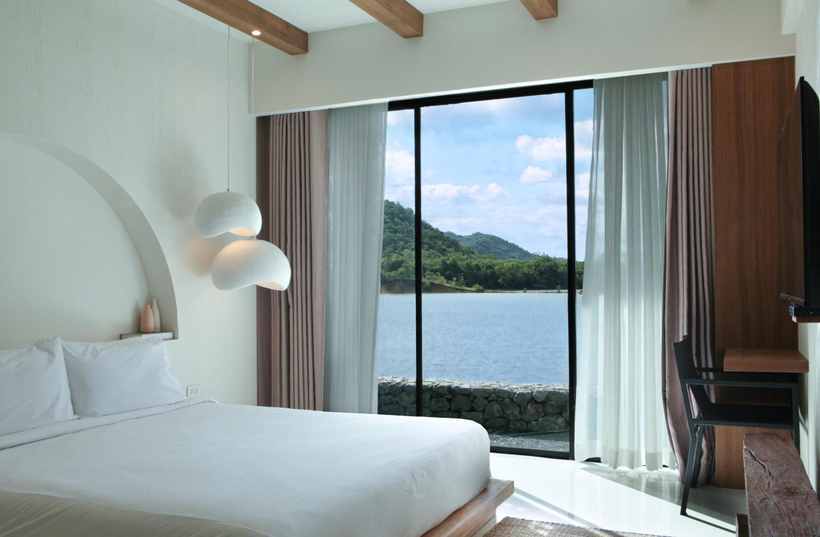 King Room with Lake View
