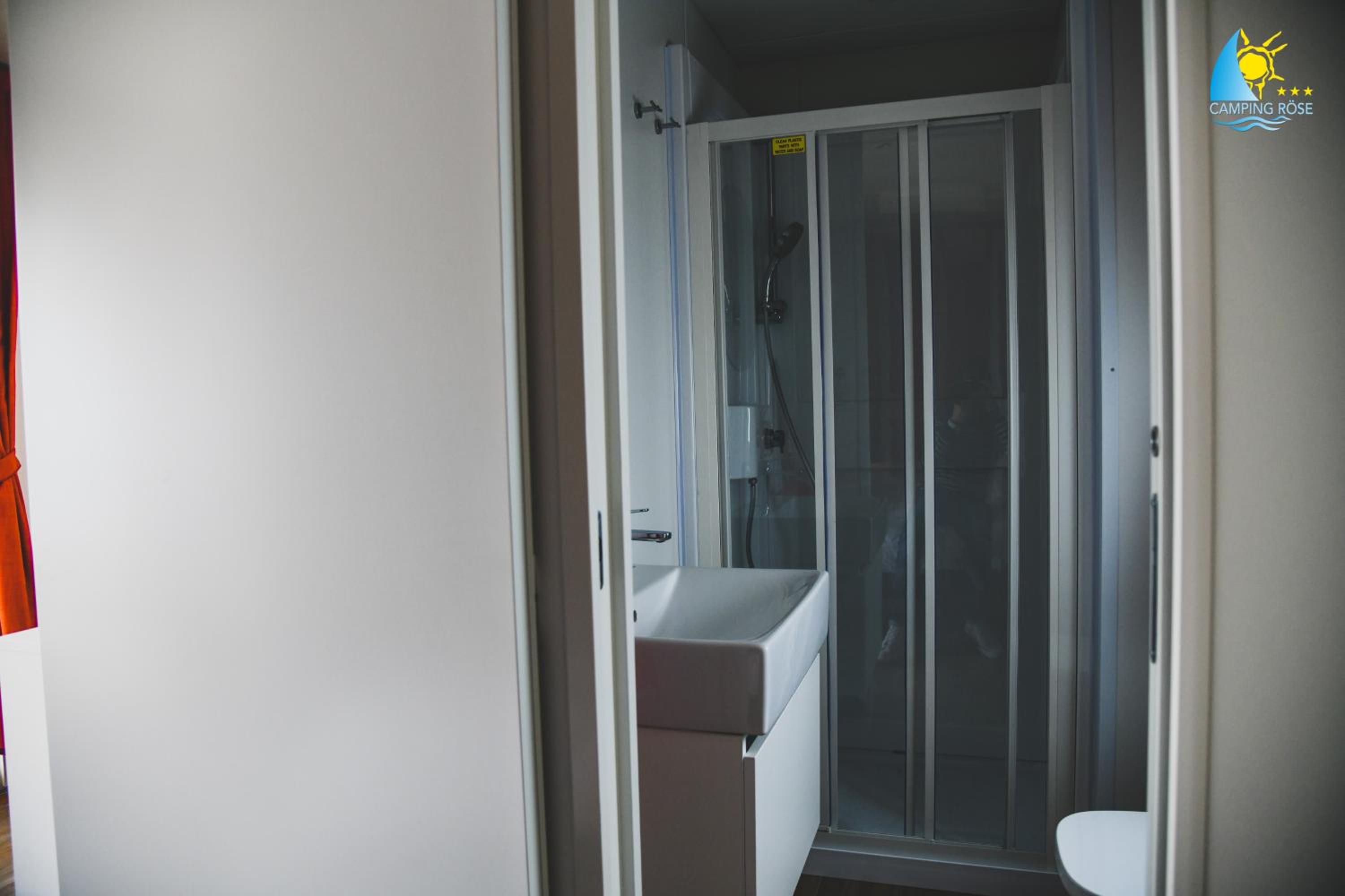 Mobile Home Suite photo 2