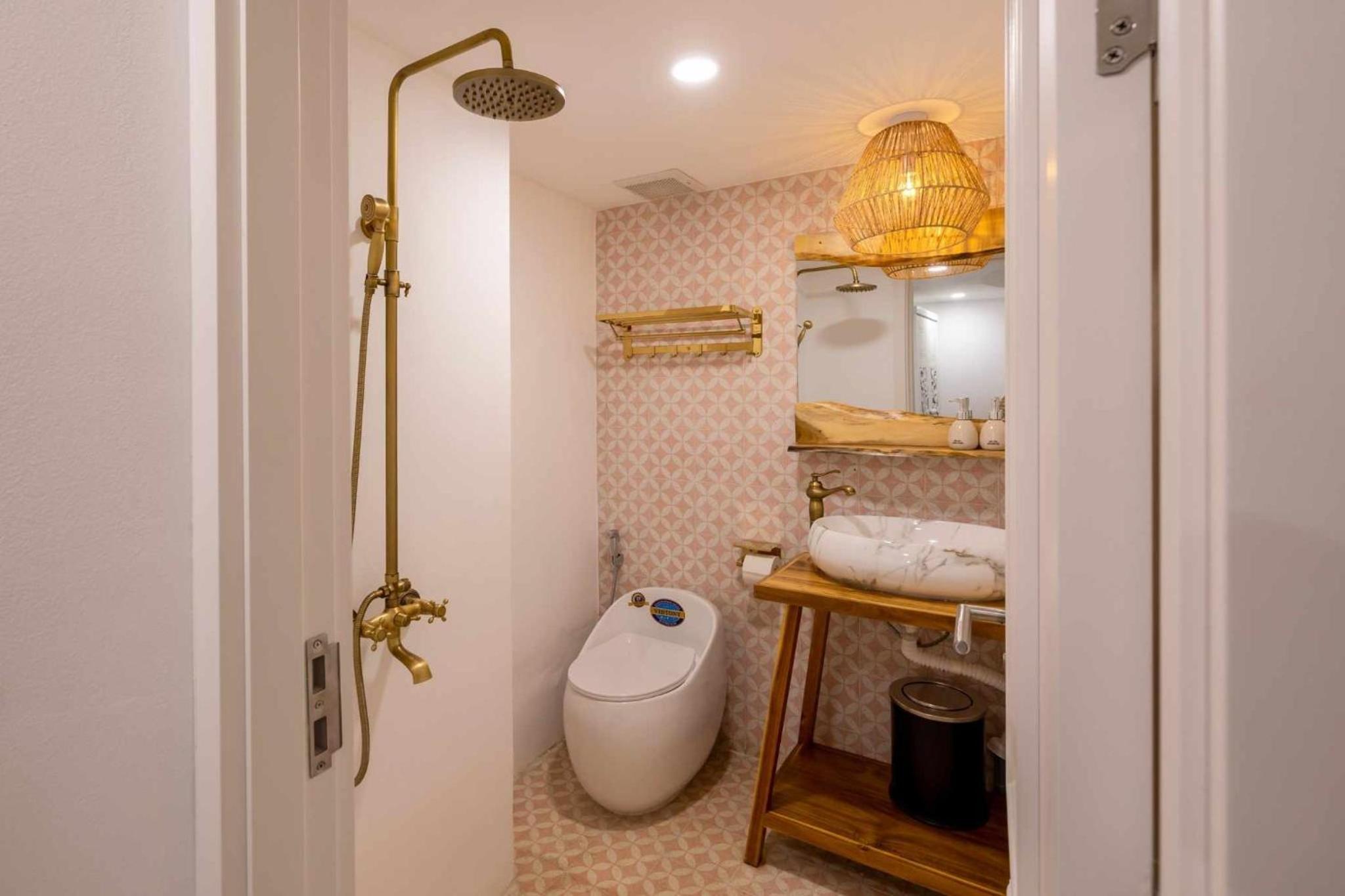 Standard Double Room - Photo 5