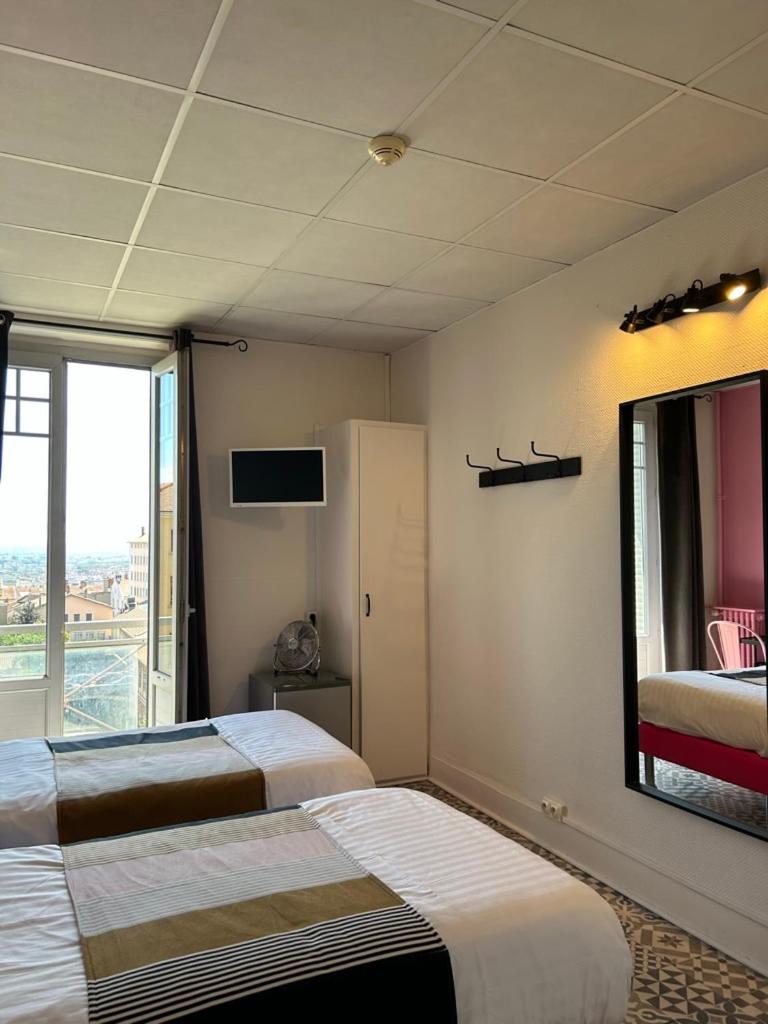 Superior Twin Room - Photo 23