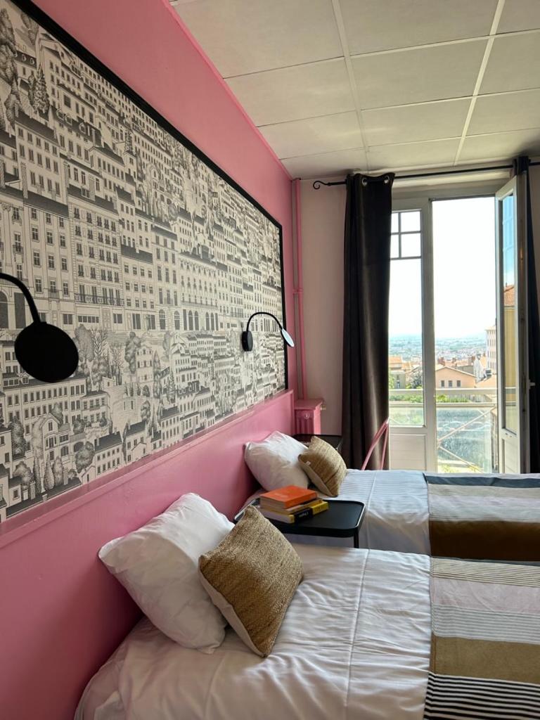 Superior Twin Room - Photo 13