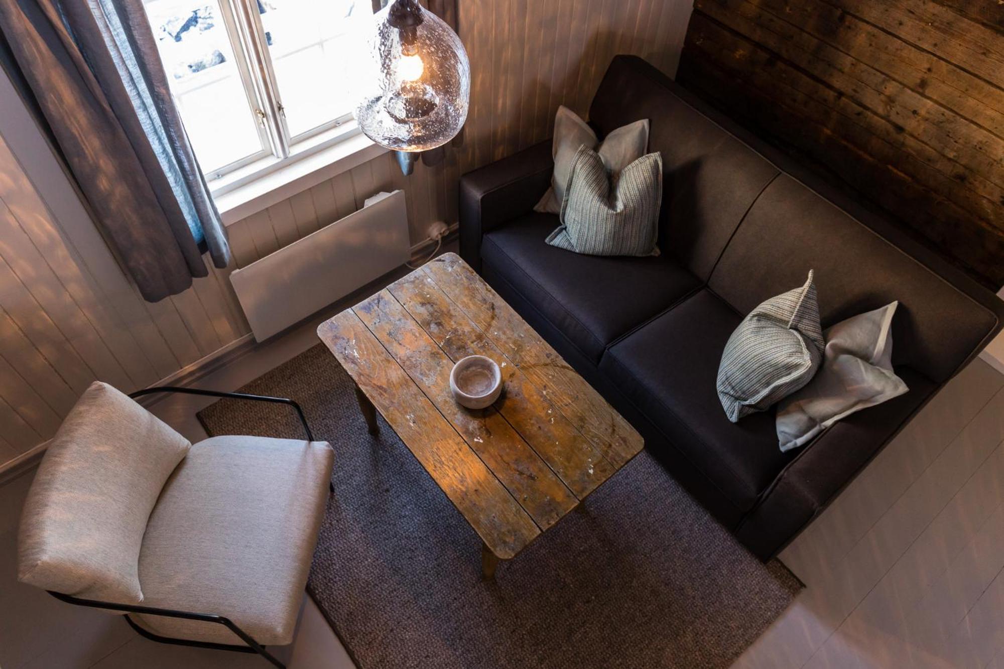Harbor Cabin Suite photo 2