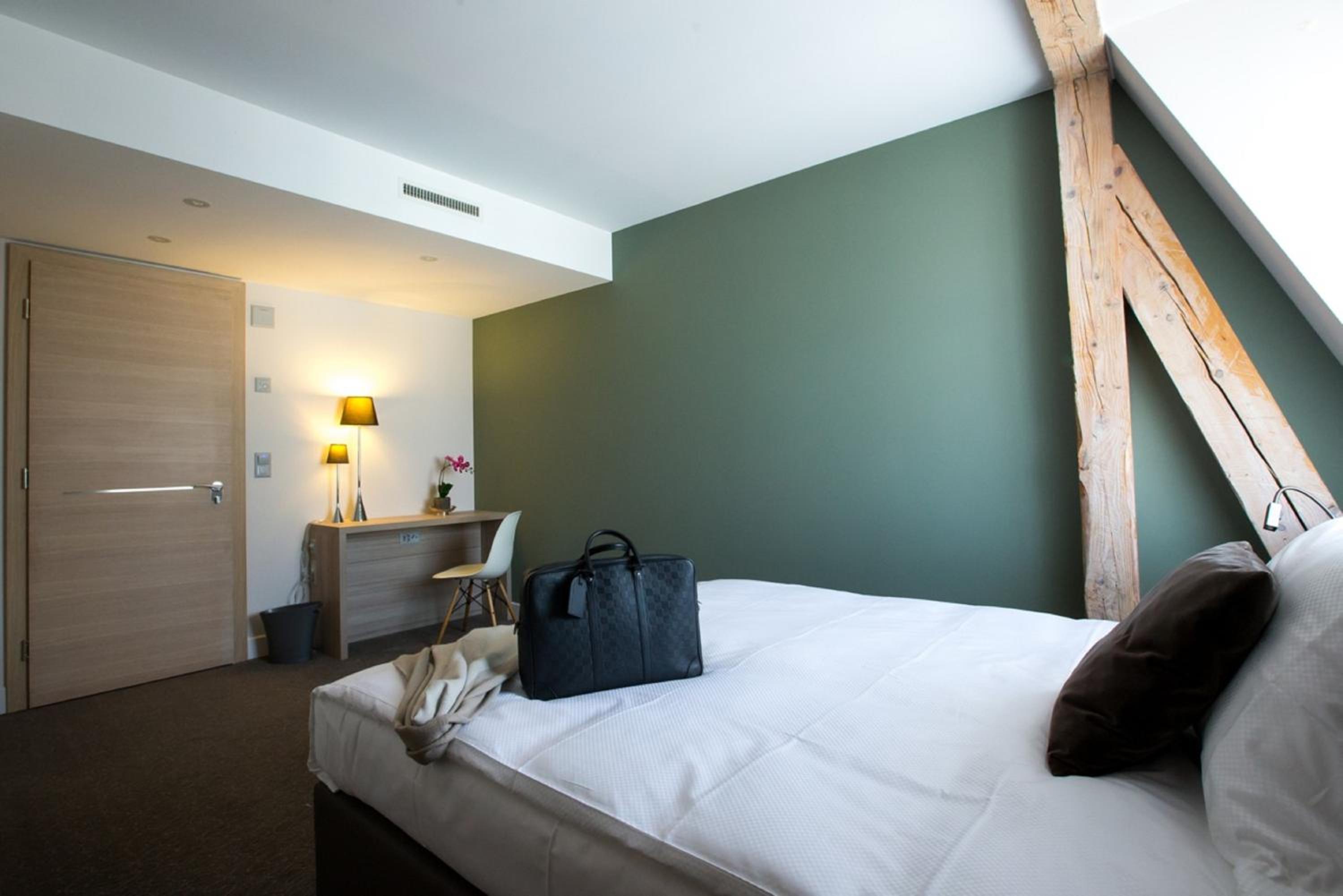 Classic Double or Twin Room photo 3