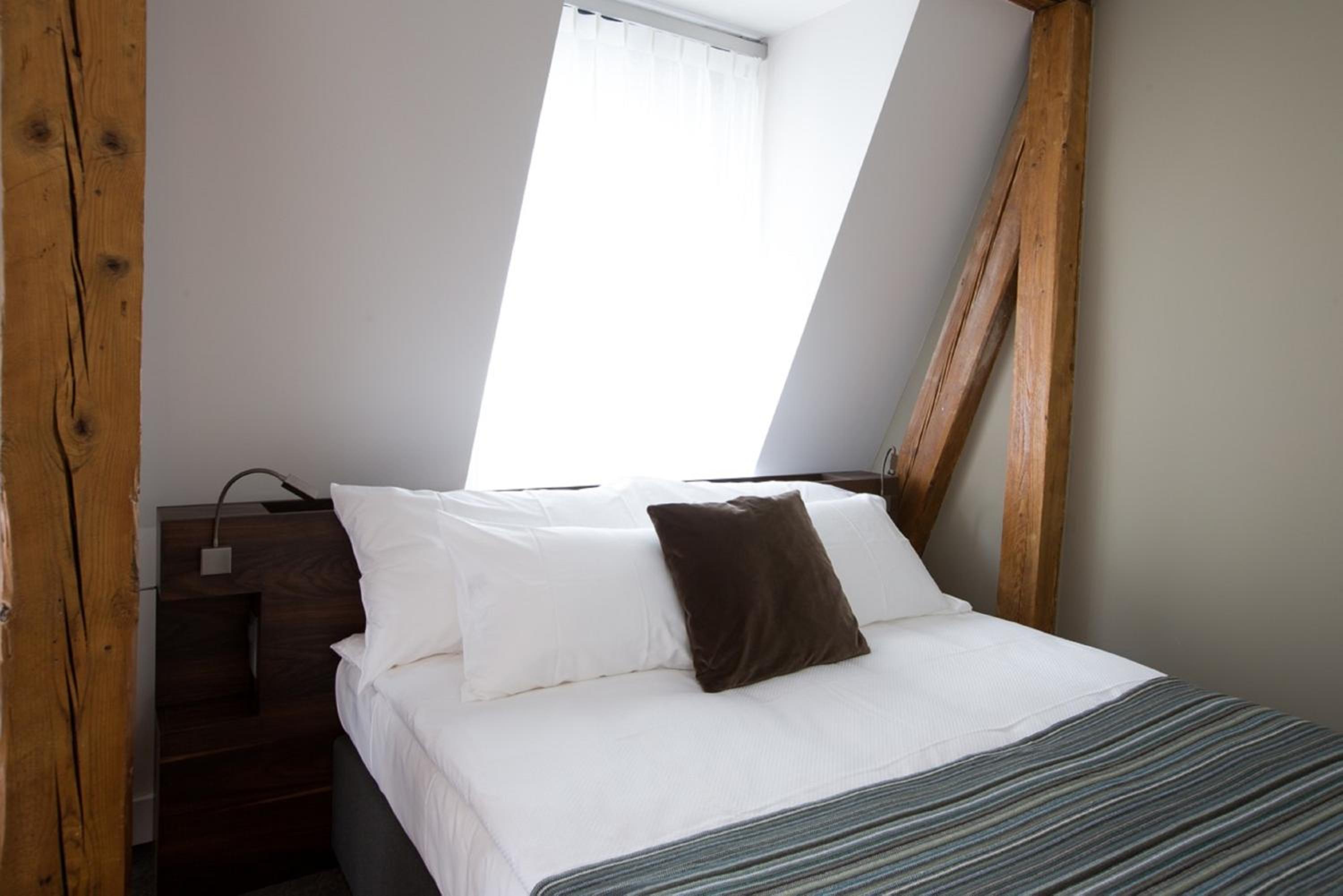 Deluxe Double or Twin Room - Photo 2
