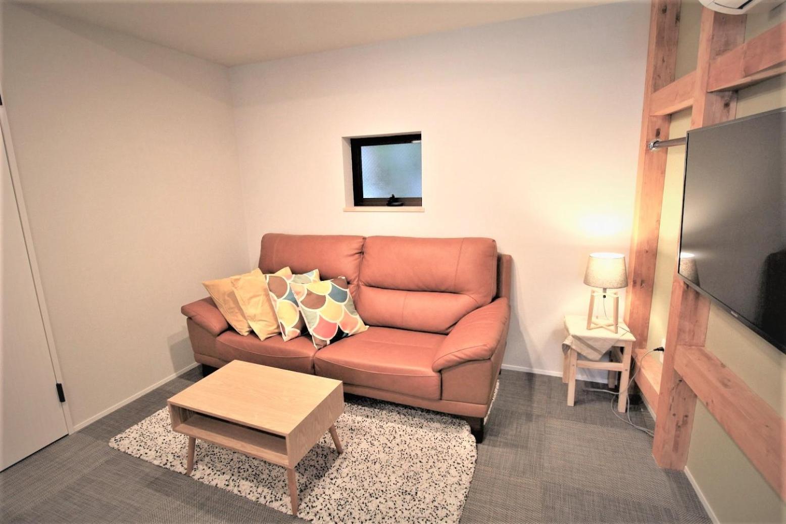 Family Room with Bath photo 3