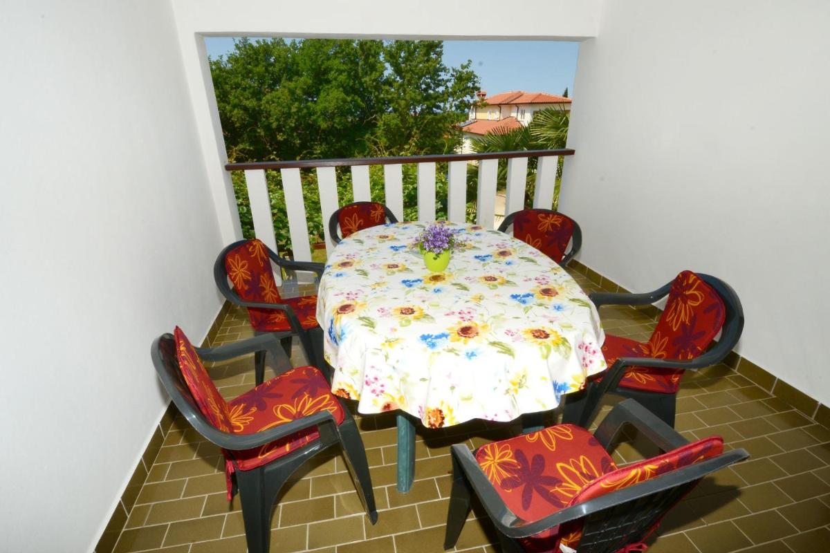 Two-Bedroom Apartment with Balcony