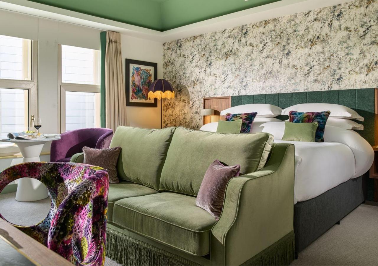 Premium King Room