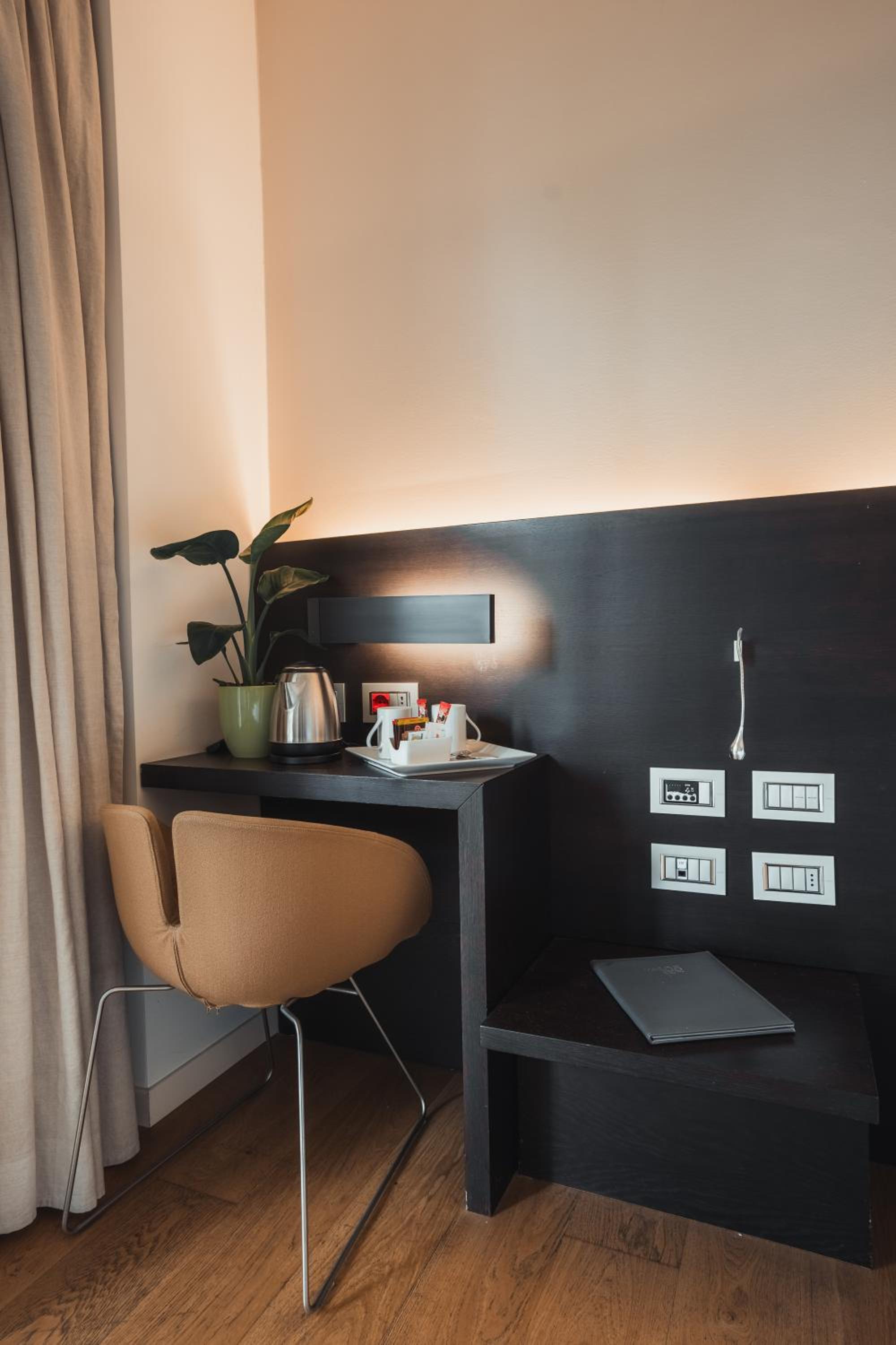 Superior Double or Twin Room photo 3