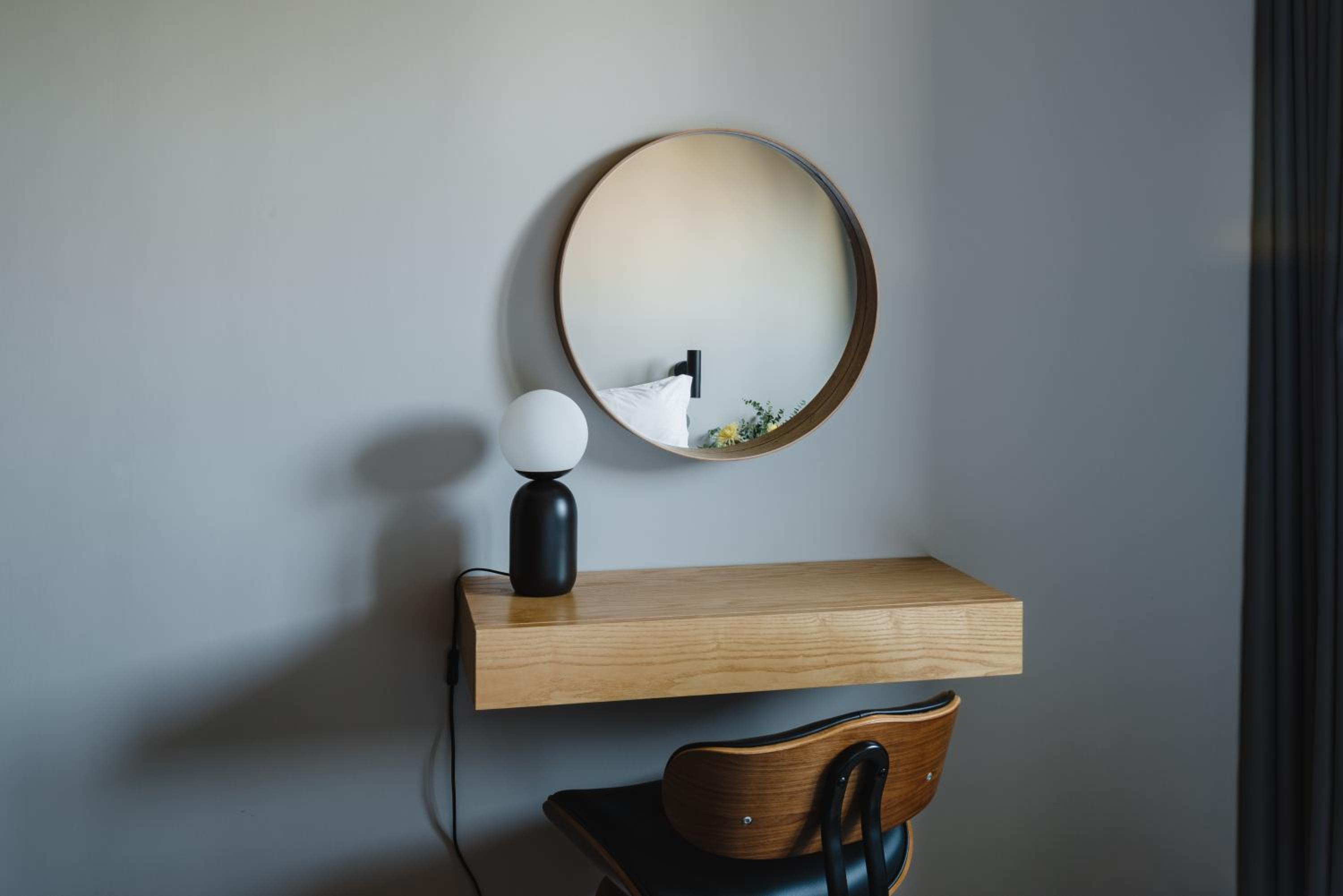 Standard Studio - Photo 19