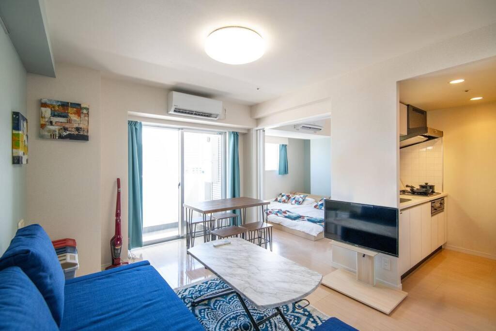 One-Bedroom Apartment photo 3