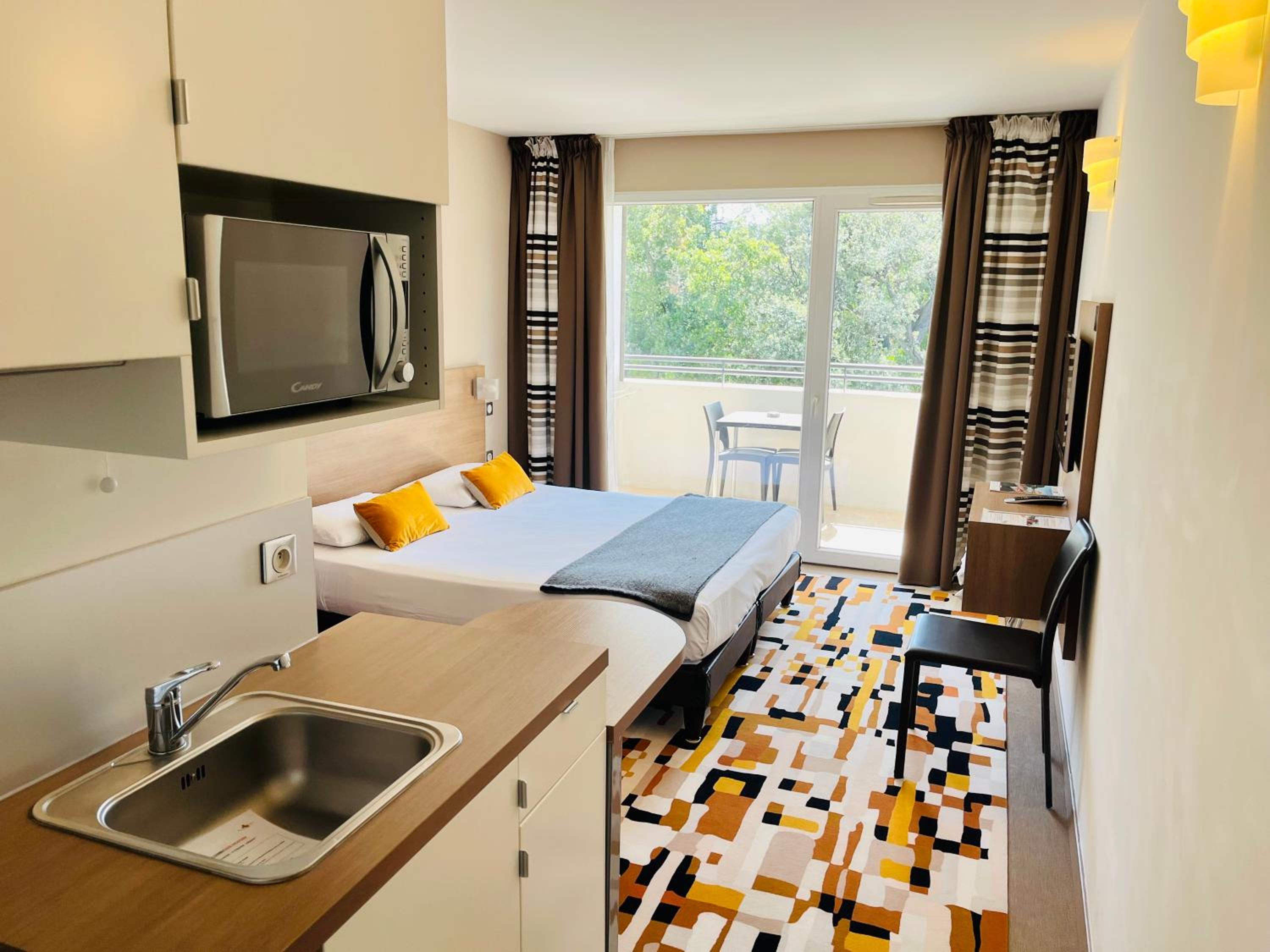 Superior Double Room with Terrace and Kitchen