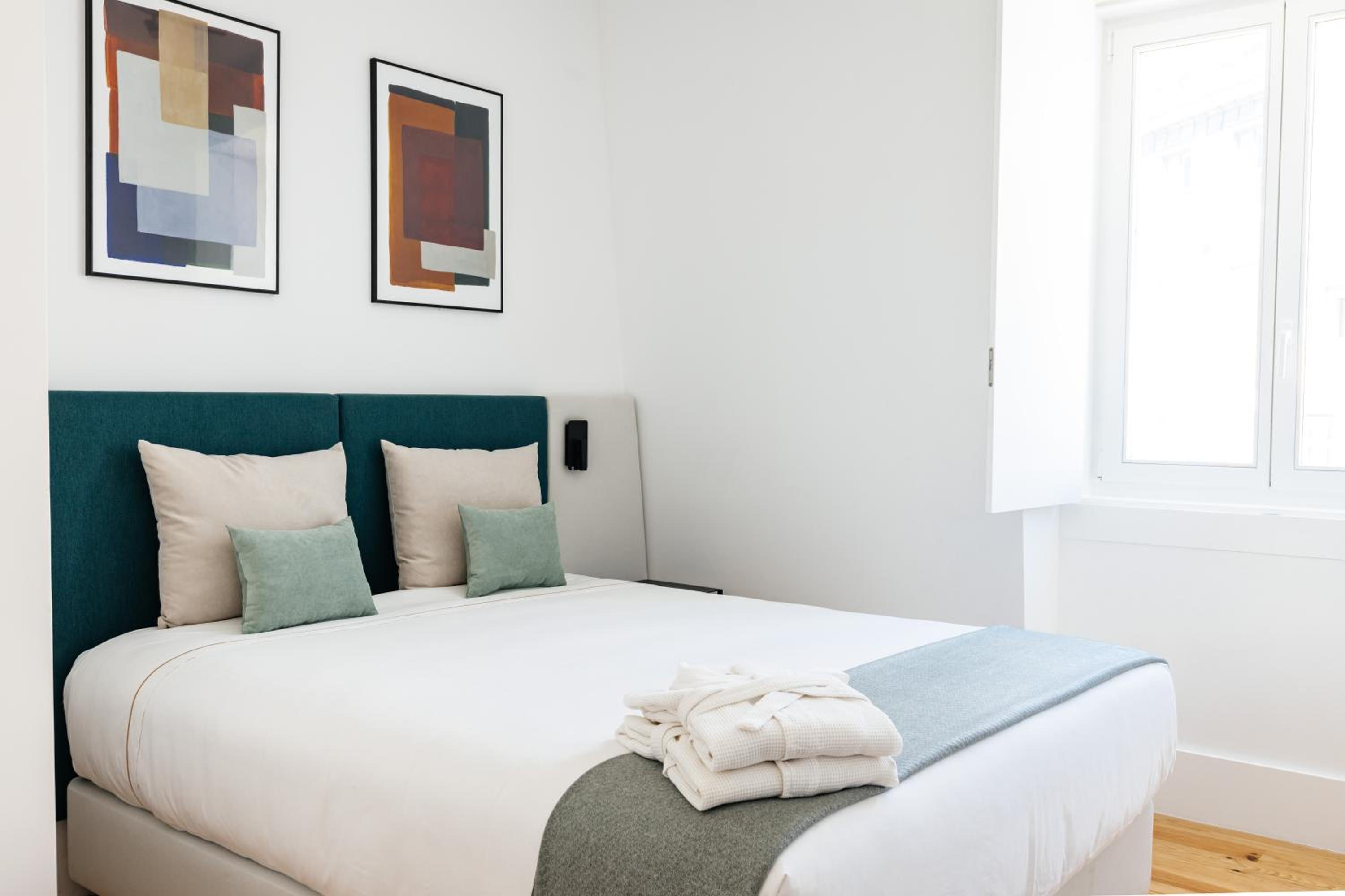 One-Bedroom Apartment - Photo 17