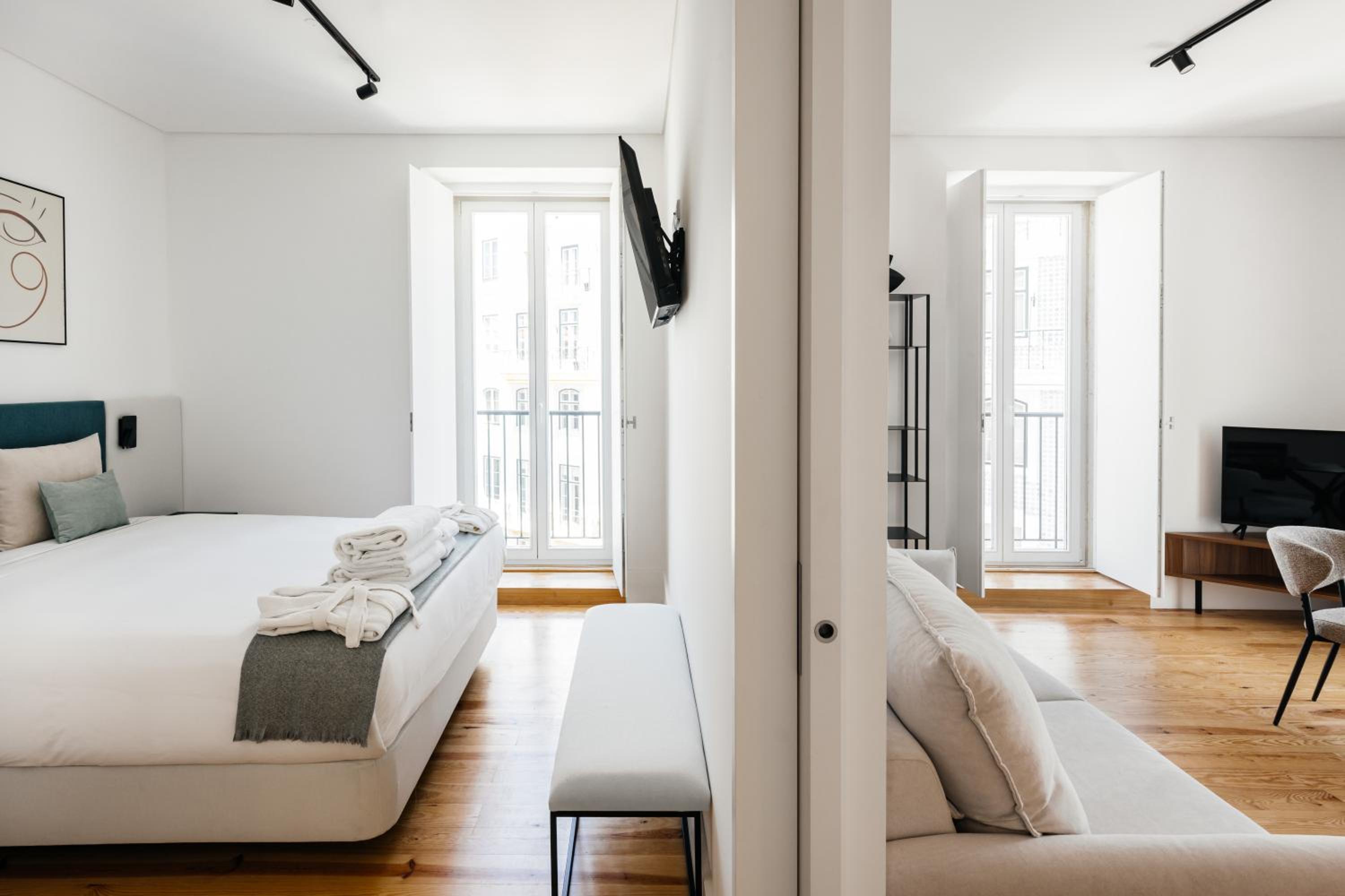 One-Bedroom Apartment - Photo 19