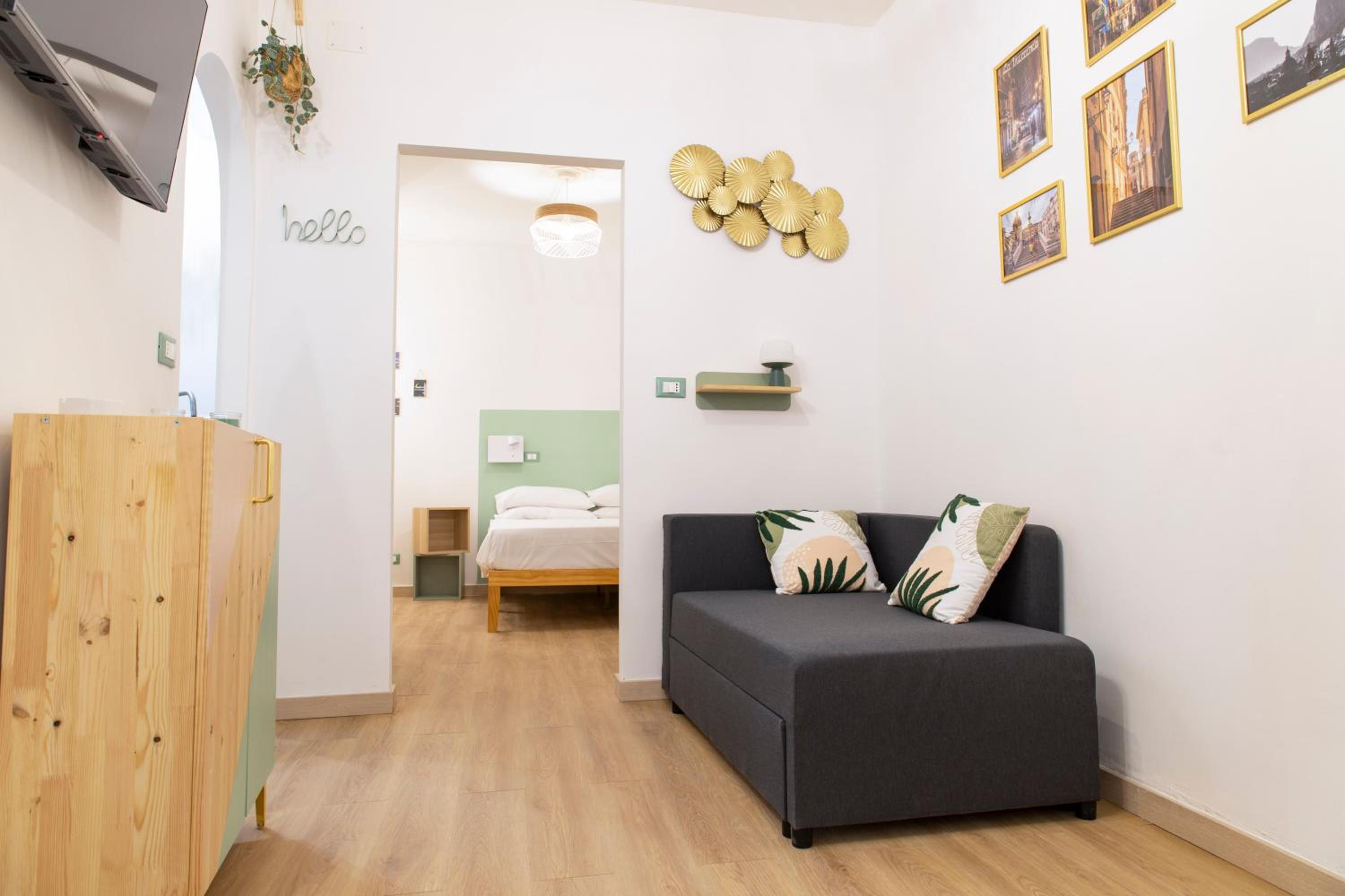 One-Bedroom Apartment