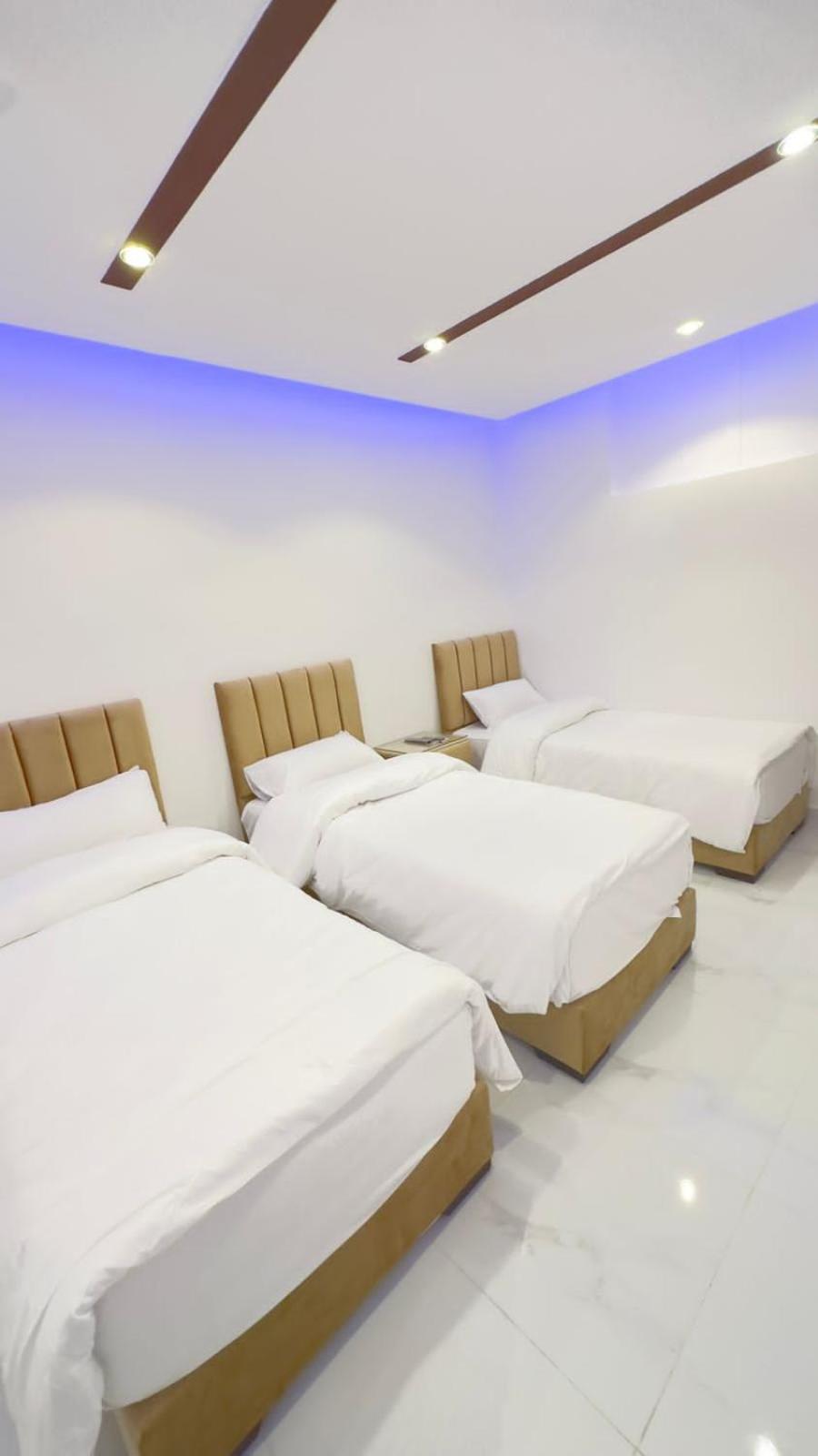 Triple Room with Shared Bathroom photo 1