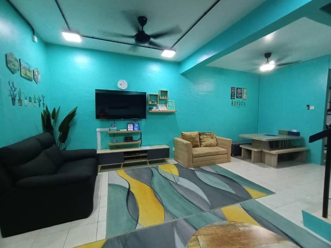 Four-Bedroom House photo 1