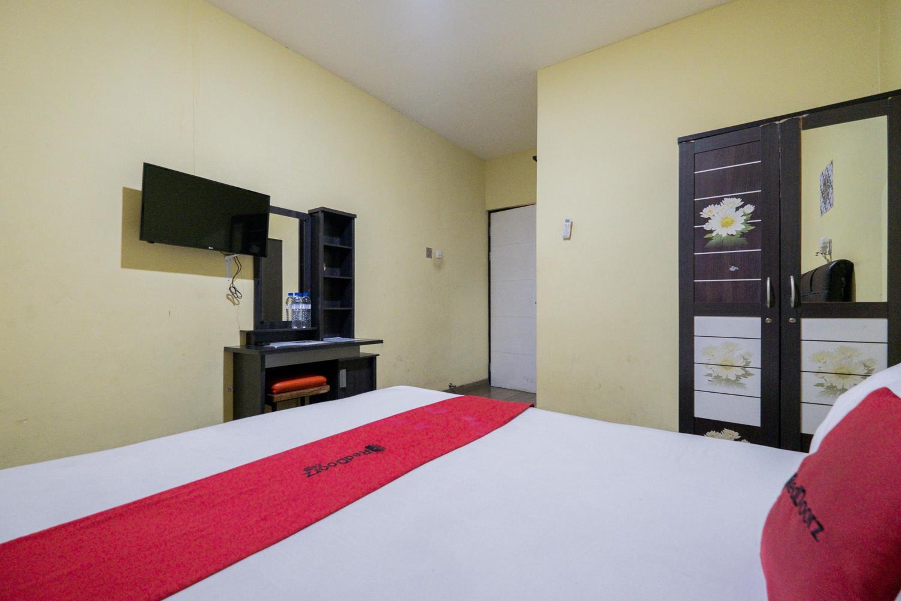 Double Room - Photo 6